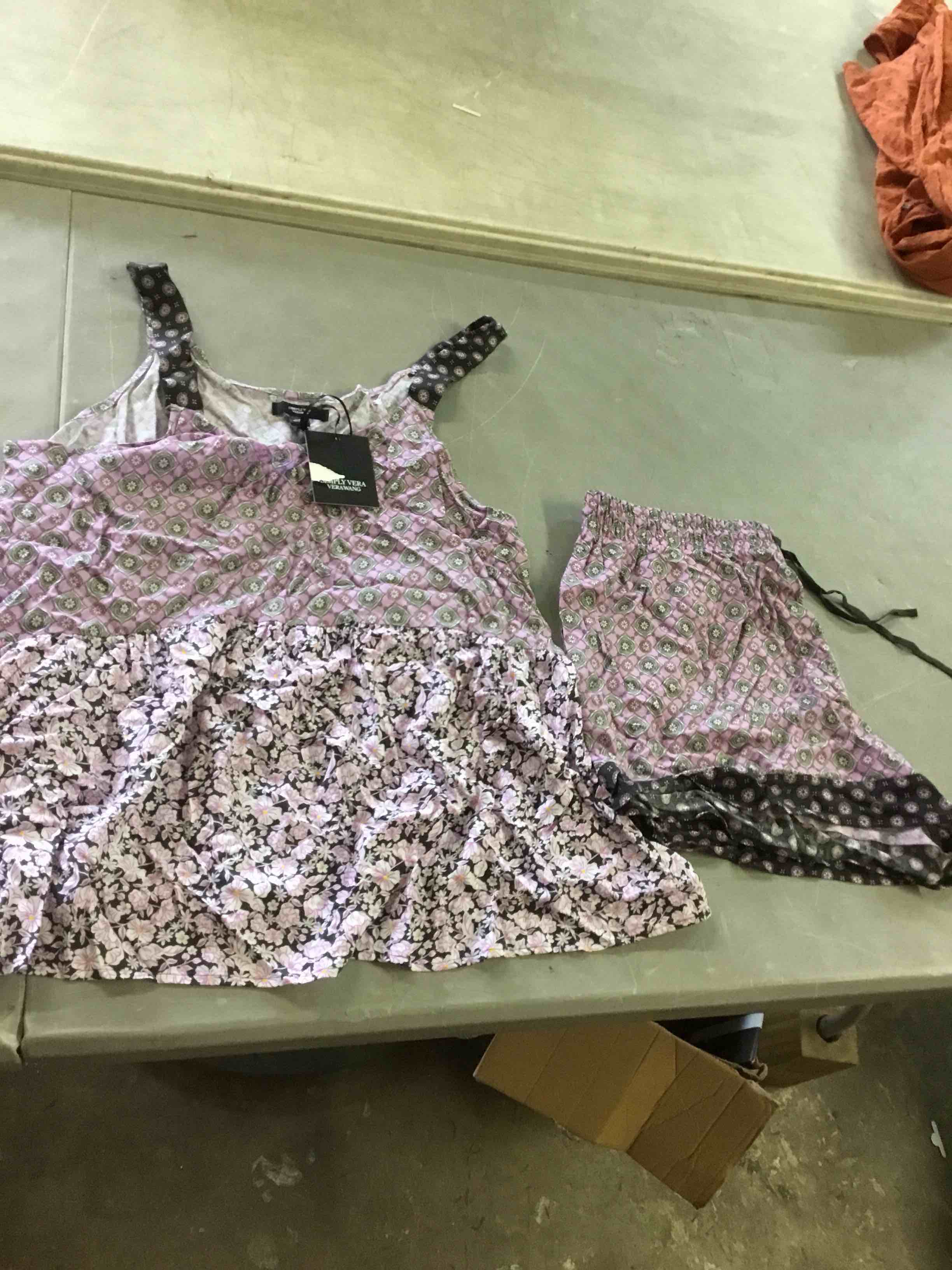 https://s3.amazonaws.com/lotting-images-prod/bidfta/YEL4919028_1689798709600.jpeg