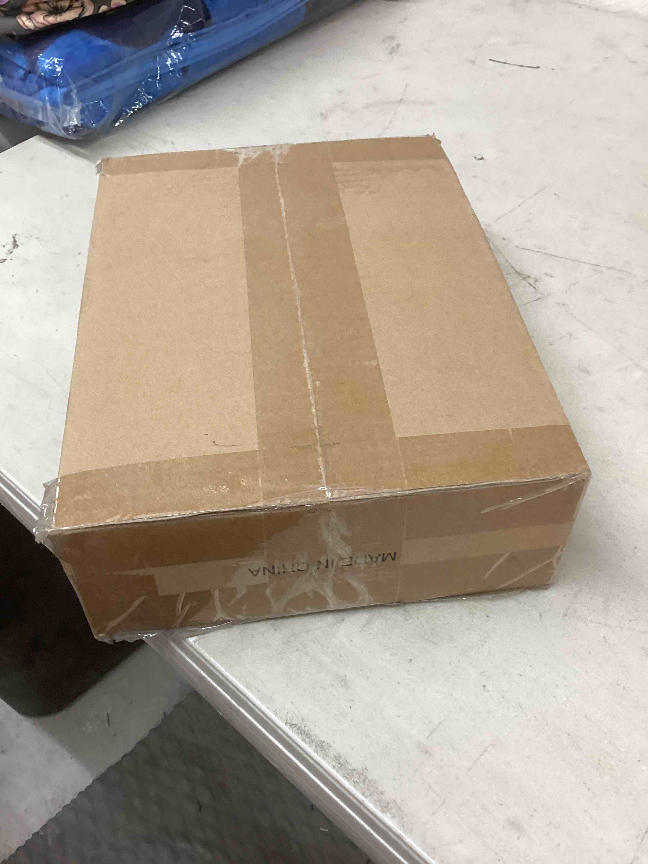 https://s3.amazonaws.com/lotting-images-prod/bidfta/YEL4921956_1690492549872.jpeg