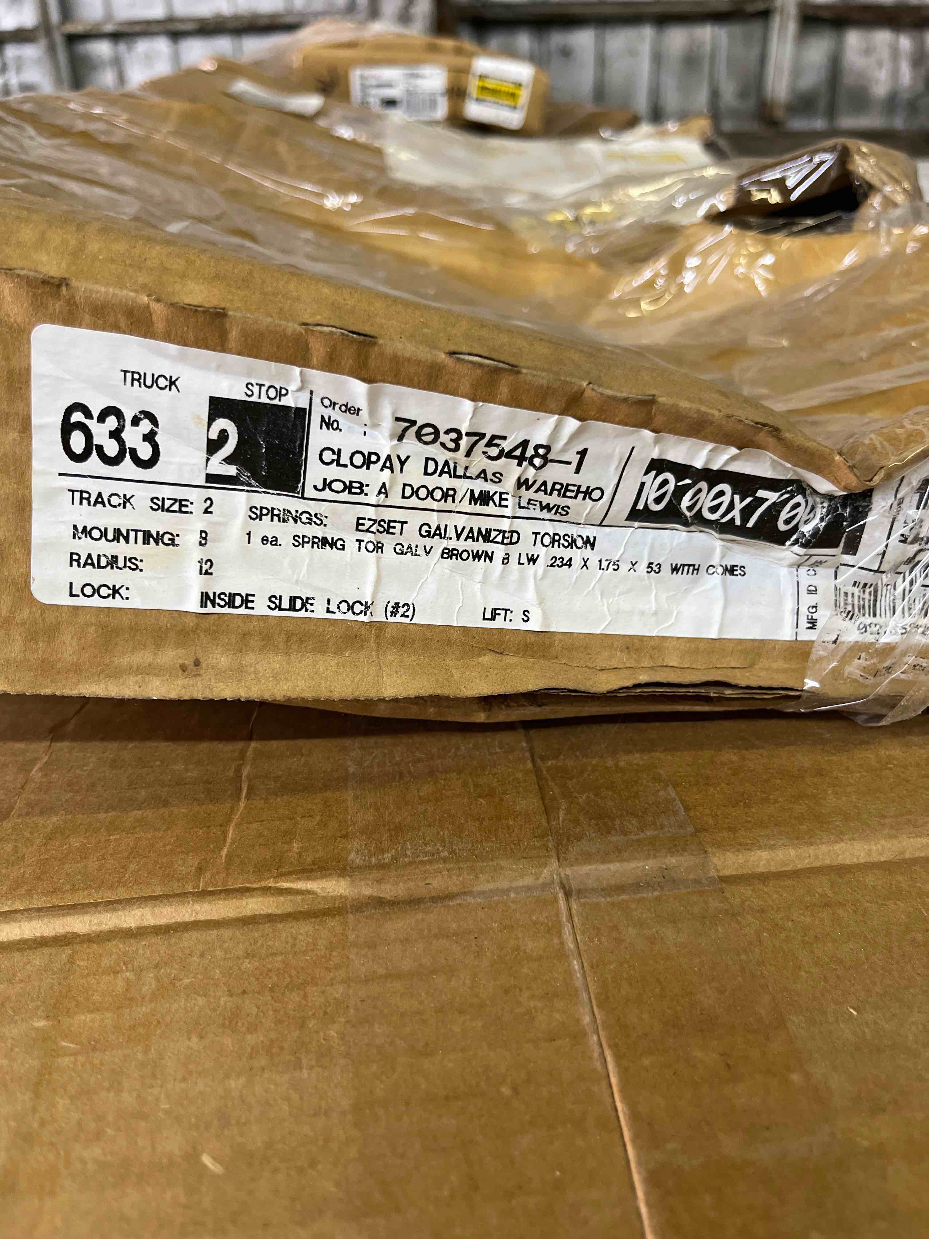 https://s3.amazonaws.com/lotting-images-prod/bidfta/YEL4922669_1693673075347.jpeg