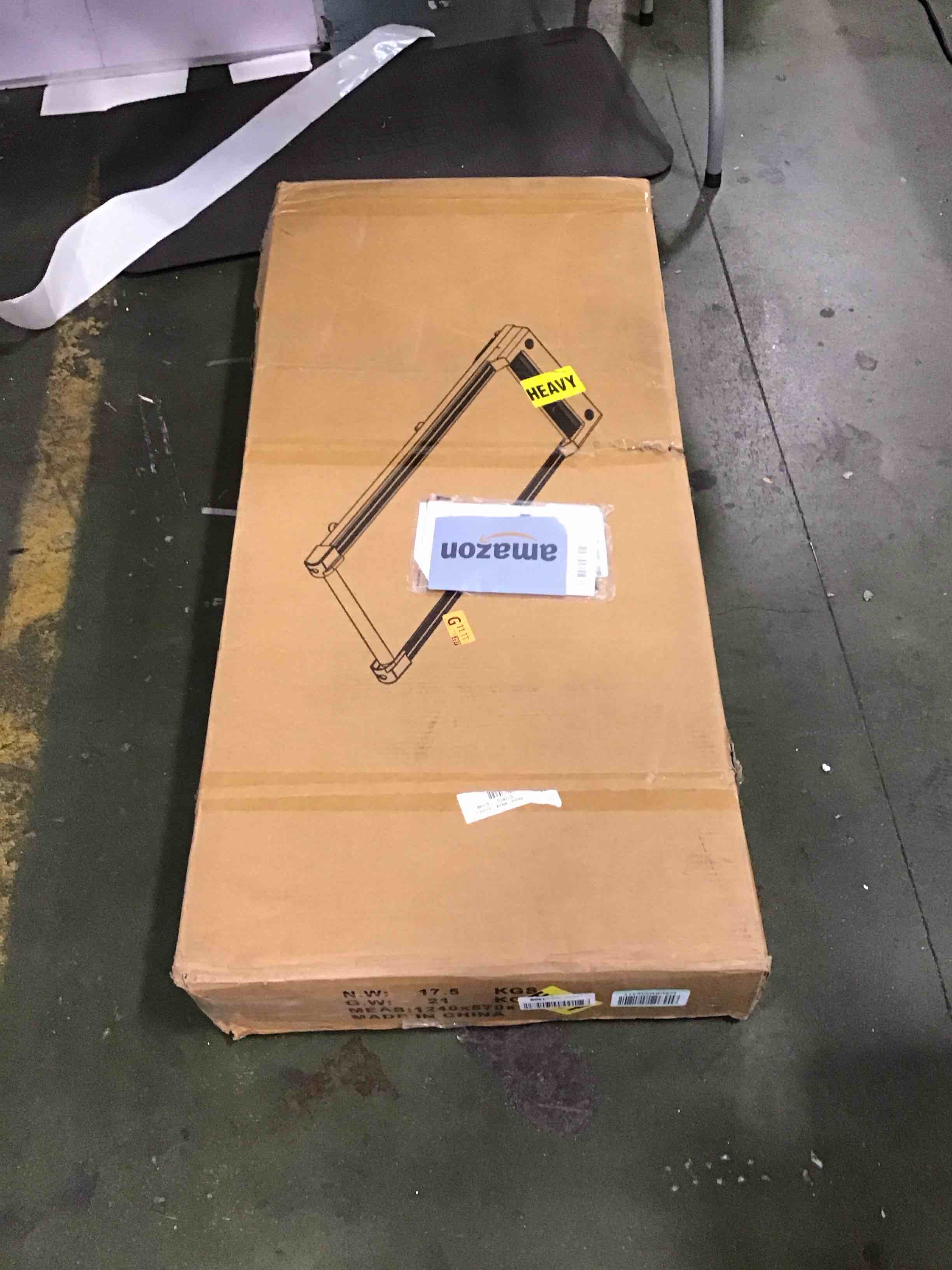 https://s3.amazonaws.com/lotting-images-prod/bidfta/YEL4925376_1721345626775.jpeg