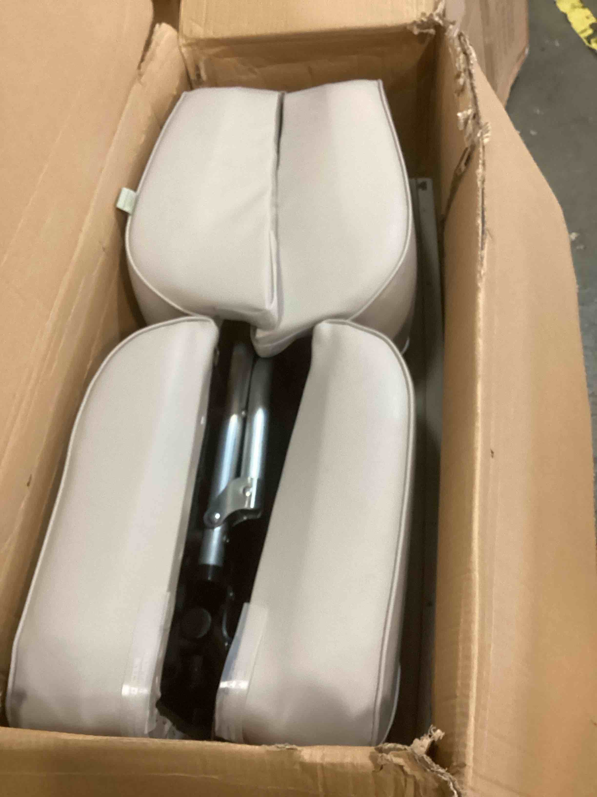 https://s3.amazonaws.com/lotting-images-prod/bidfta/YEL4926393_1722006926712.jpeg