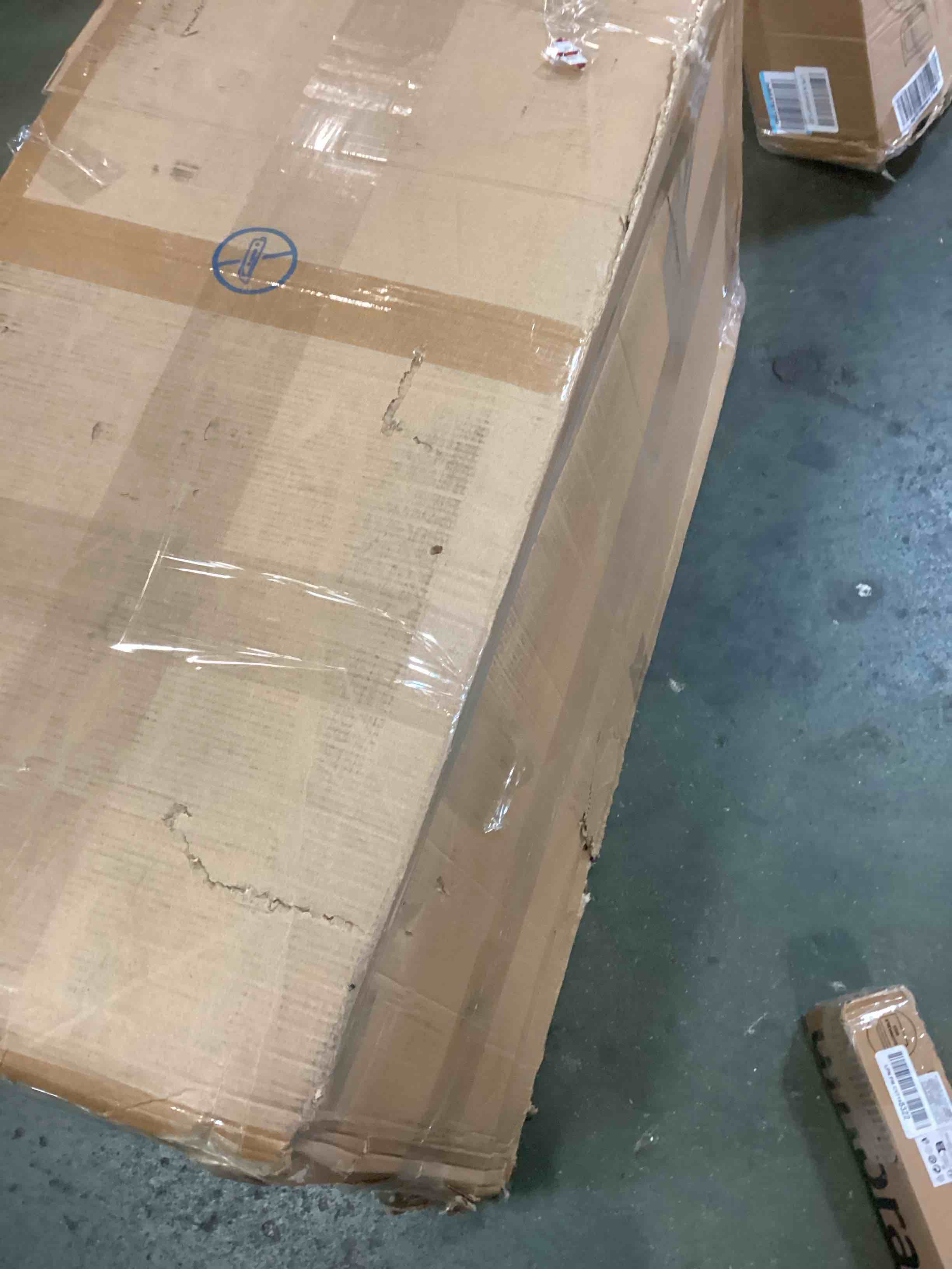 https://s3.amazonaws.com/lotting-images-prod/bidfta/YEL4926393_1722006989241.jpeg