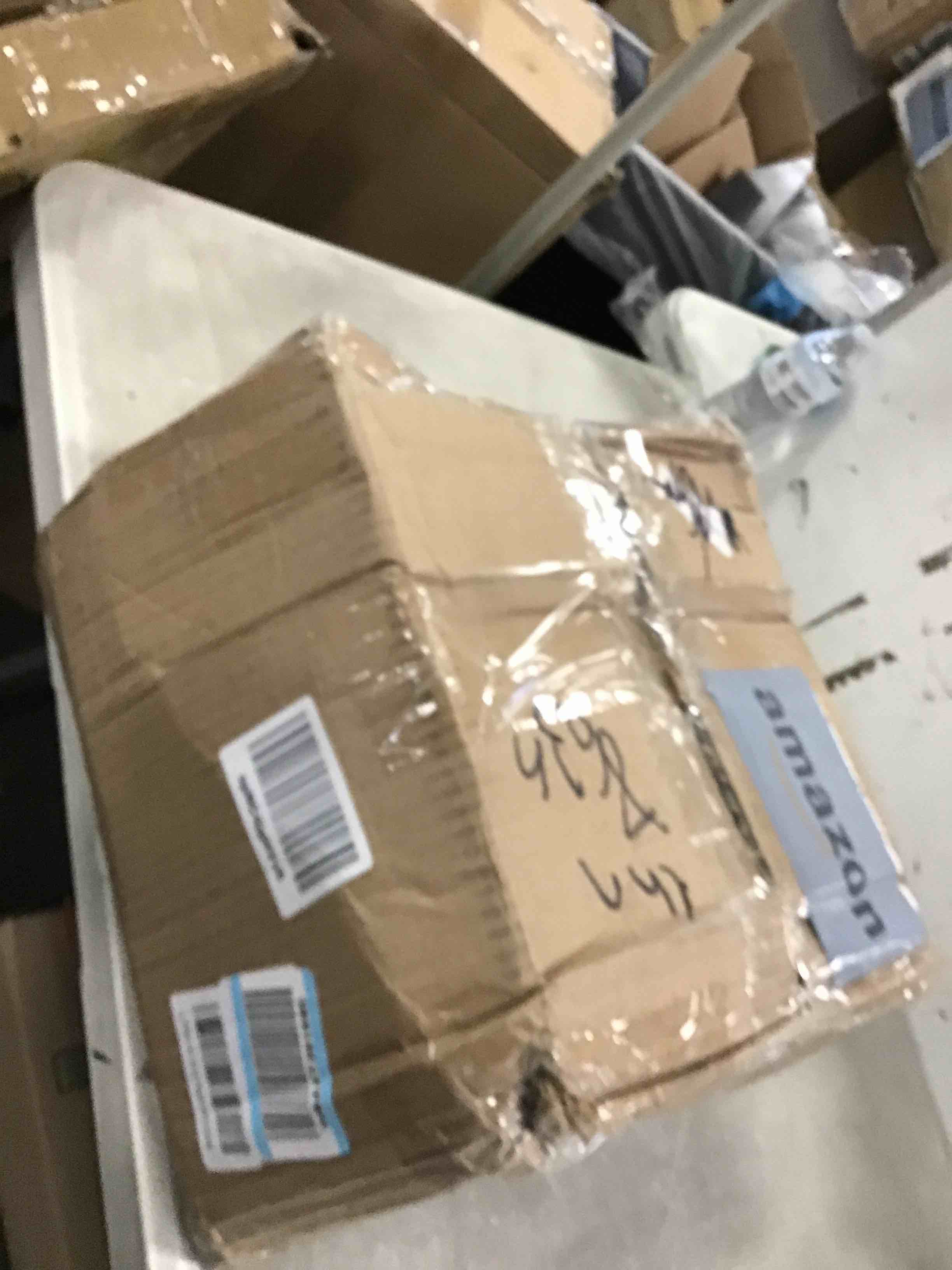 https://s3.amazonaws.com/lotting-images-prod/bidfta/YEL4927854_1721312720997.jpeg