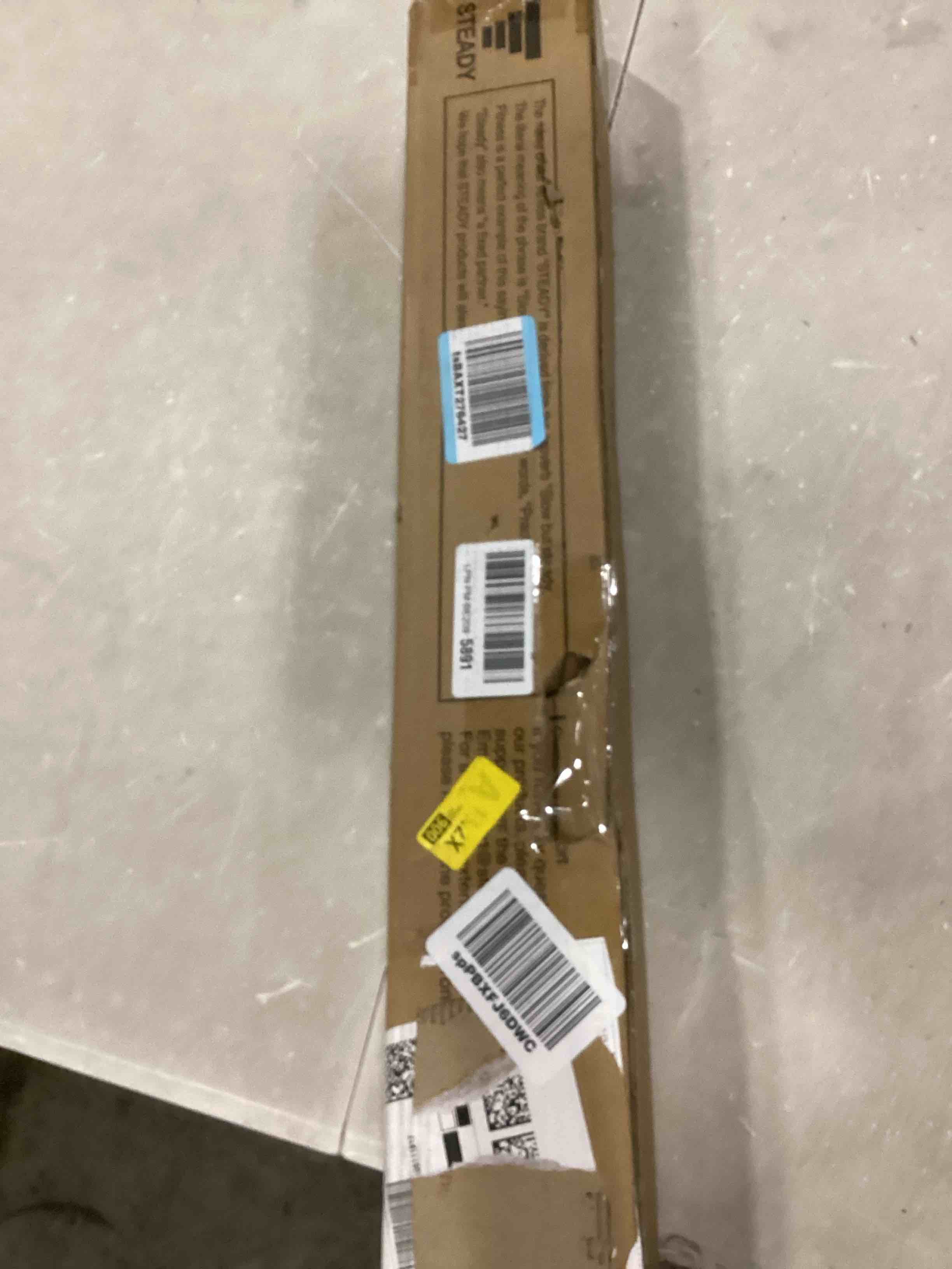 https://s3.amazonaws.com/lotting-images-prod/bidfta/YEL4928057_1727458833809.jpeg