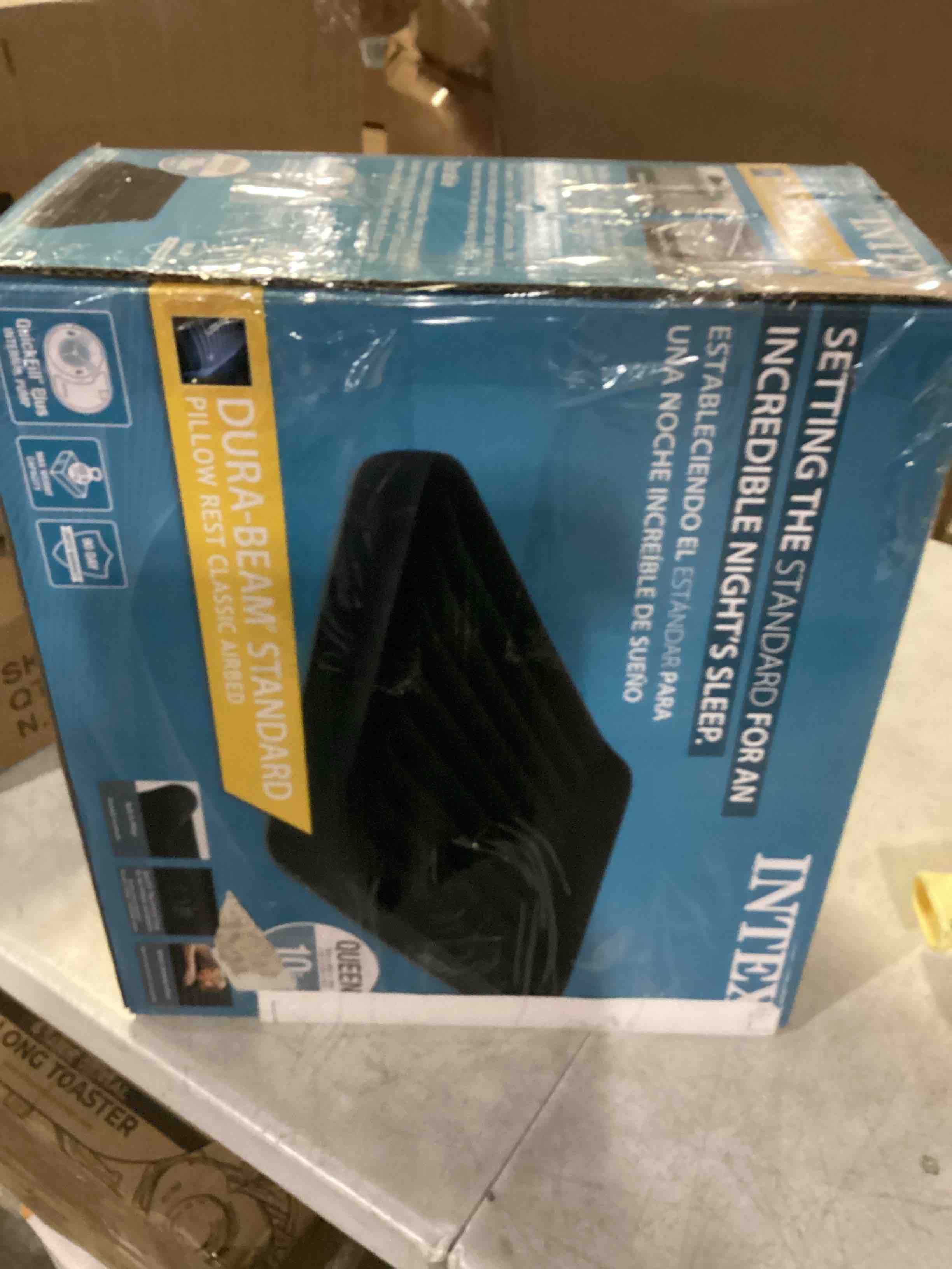 Intex Dura Pillow Rest Classic Blow Up Mattress Air Bed with Built In Pump