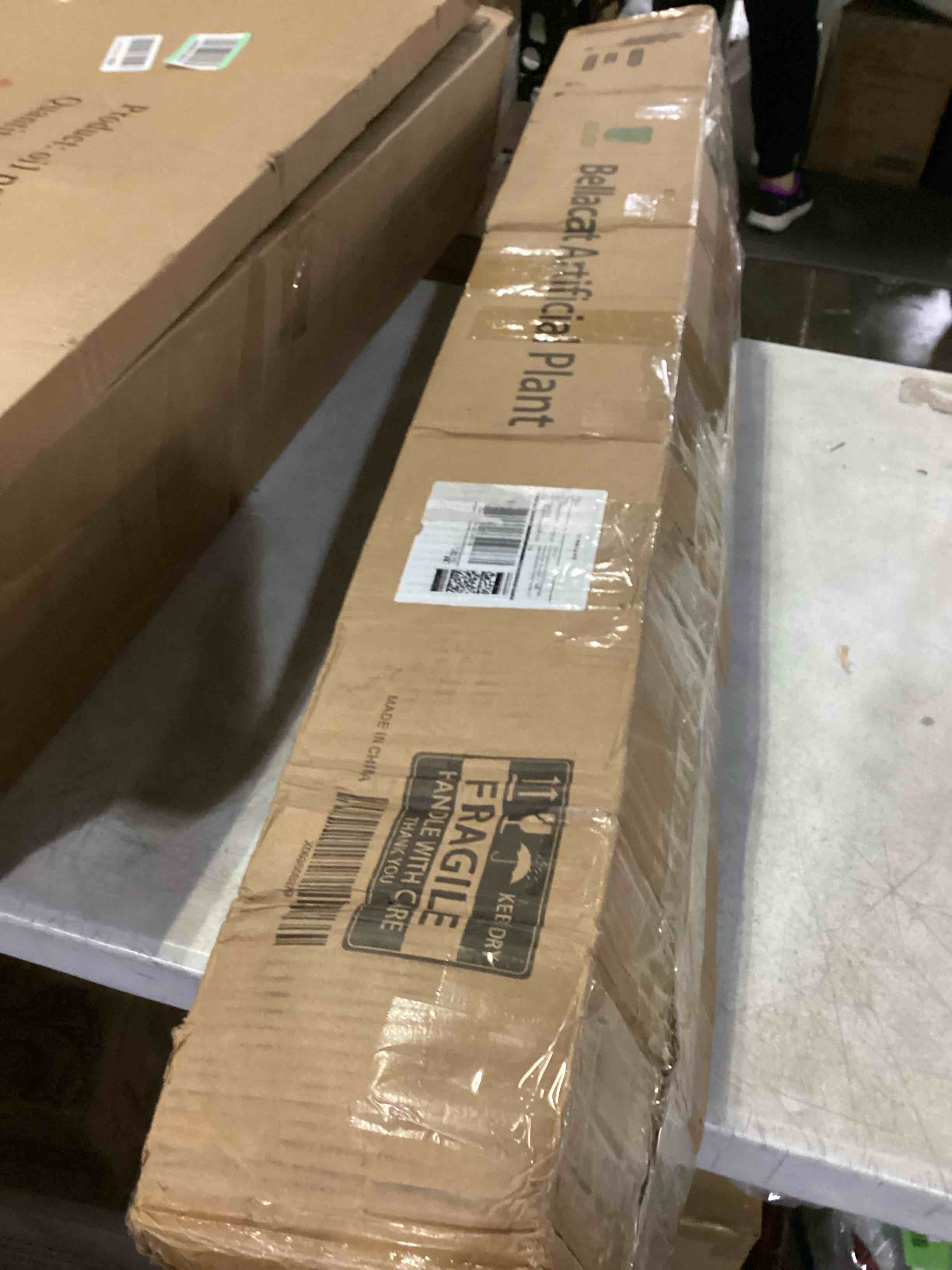 https://s3.amazonaws.com/lotting-images-prod/bidfta/YEL4929490_1725623709145.jpeg