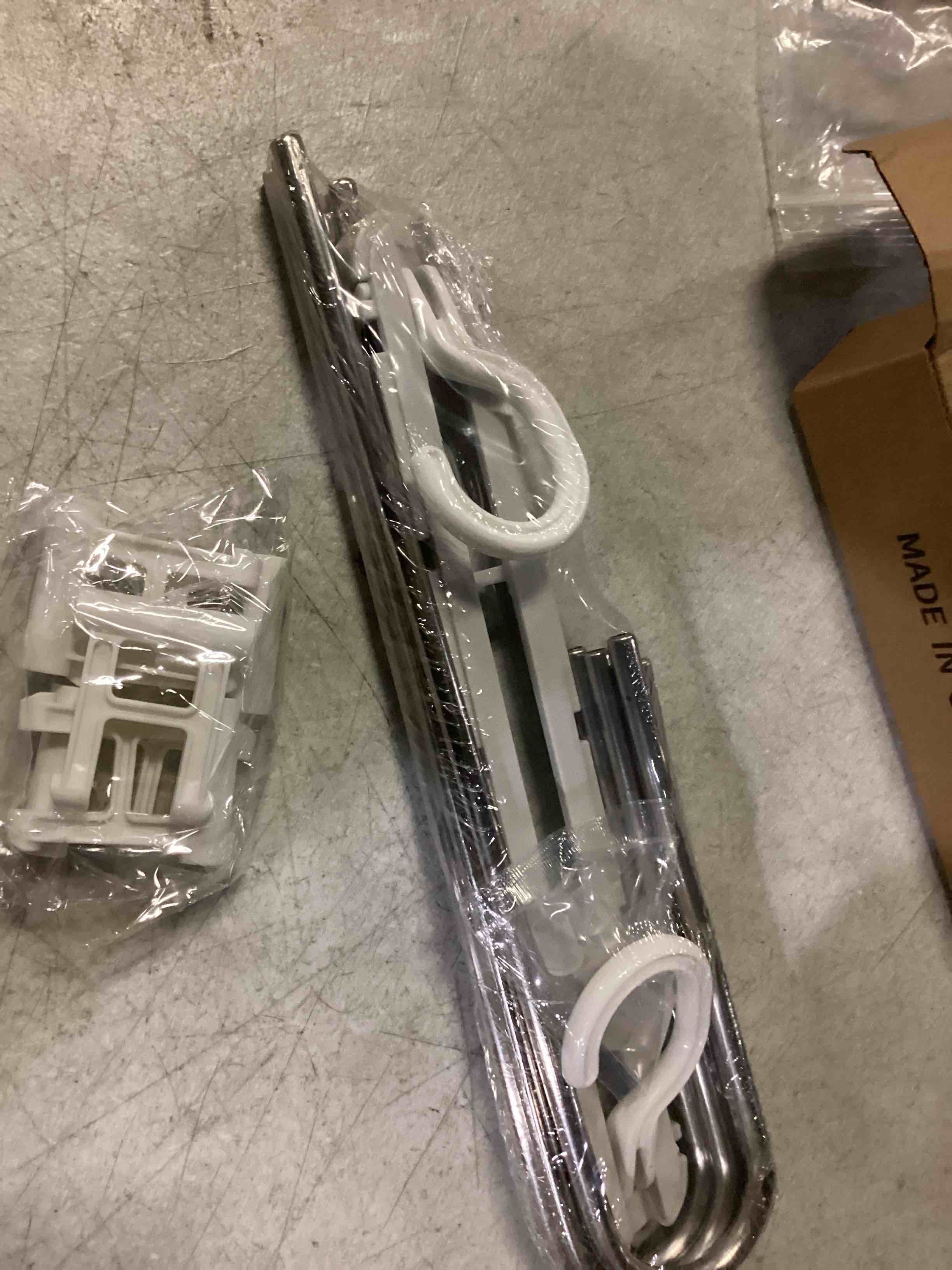 https://s3.amazonaws.com/lotting-images-prod/bidfta/YEL4929856_1725990354621.jpeg