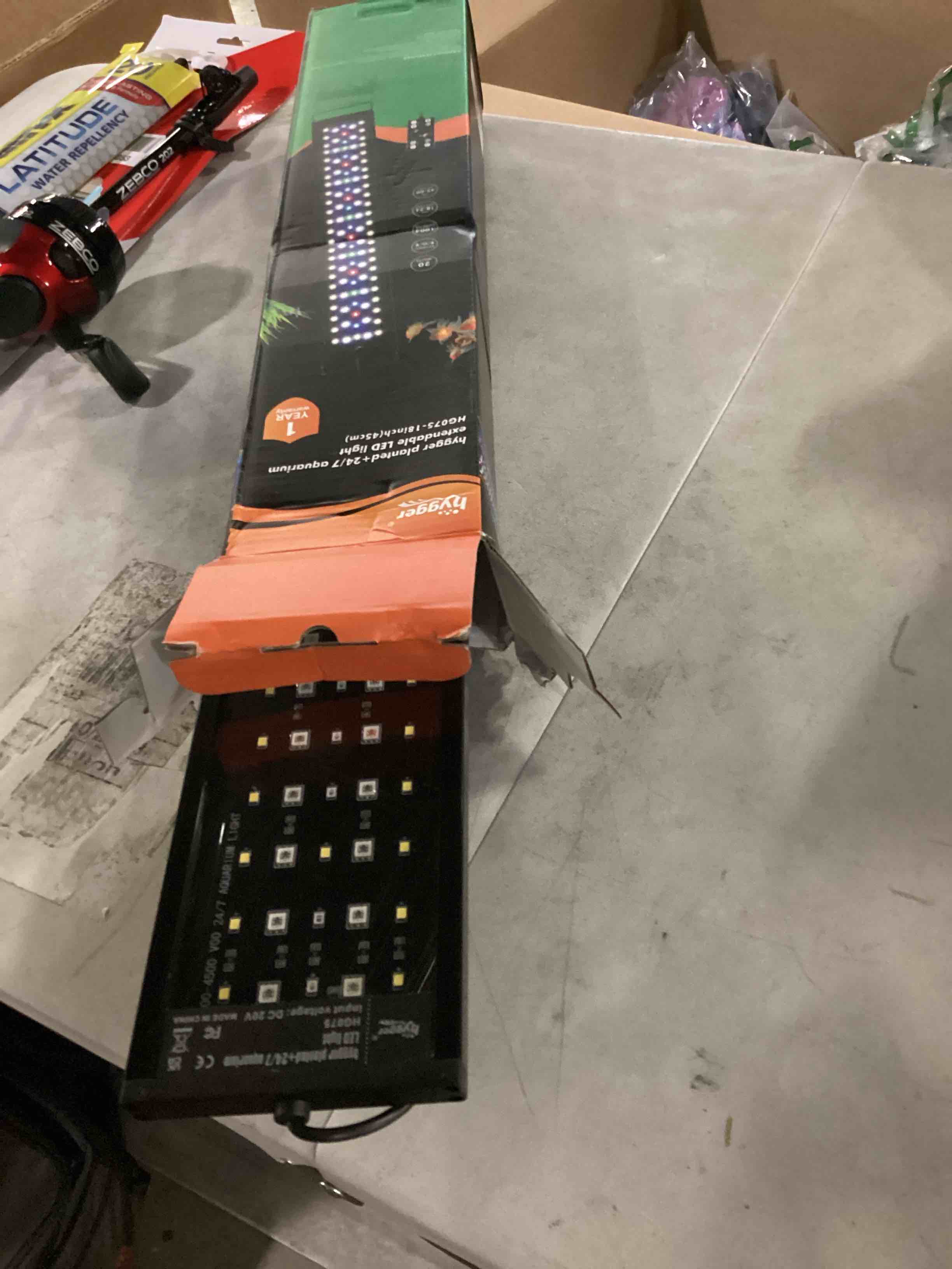 https://s3.amazonaws.com/lotting-images-prod/bidfta/YEL4931302_1726252462054.jpeg