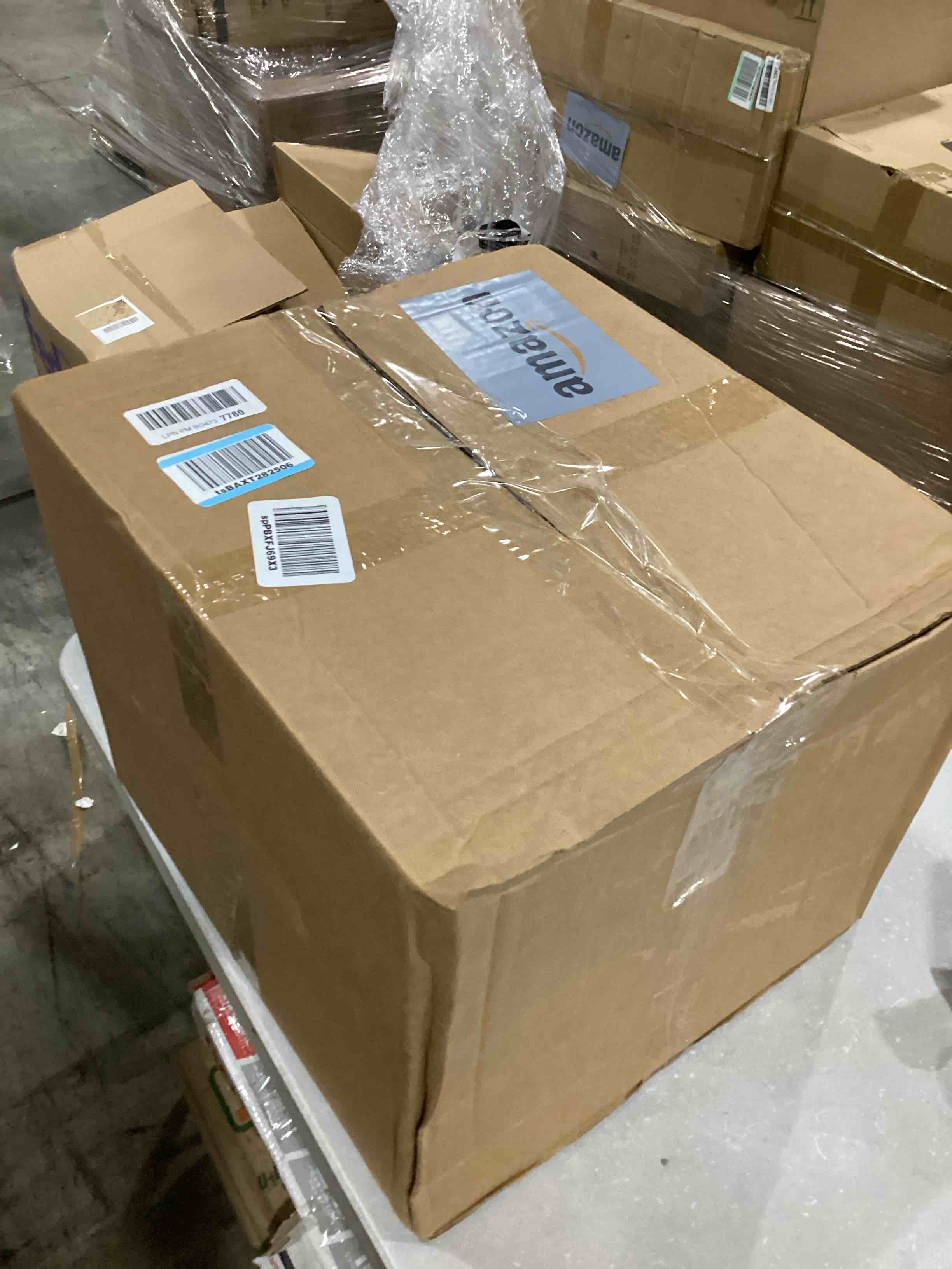 https://s3.amazonaws.com/lotting-images-prod/bidfta/YEL4932518_1727443965247.jpeg