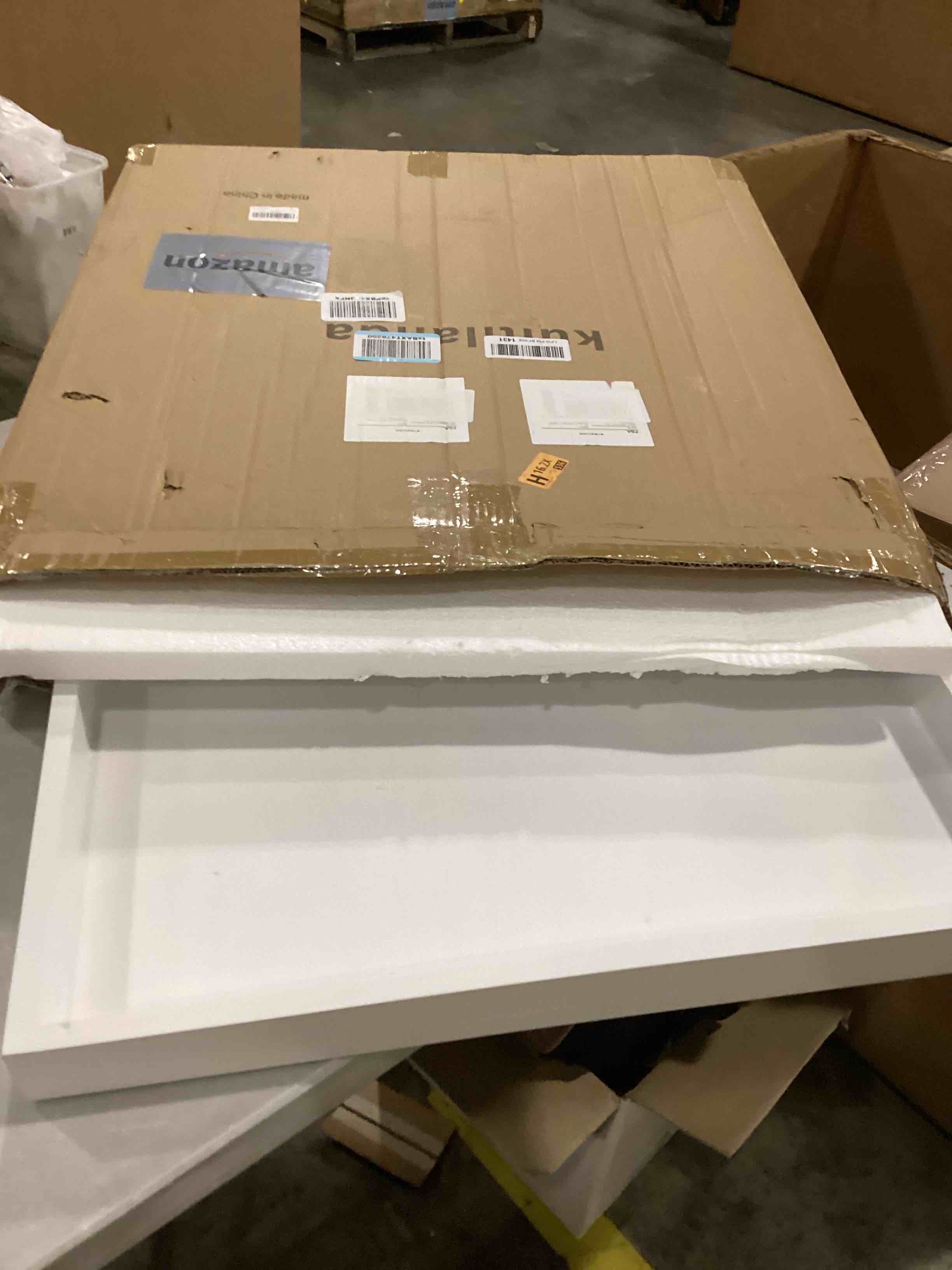 https://s3.amazonaws.com/lotting-images-prod/bidfta/YEL4933362_1728909514765.jpeg