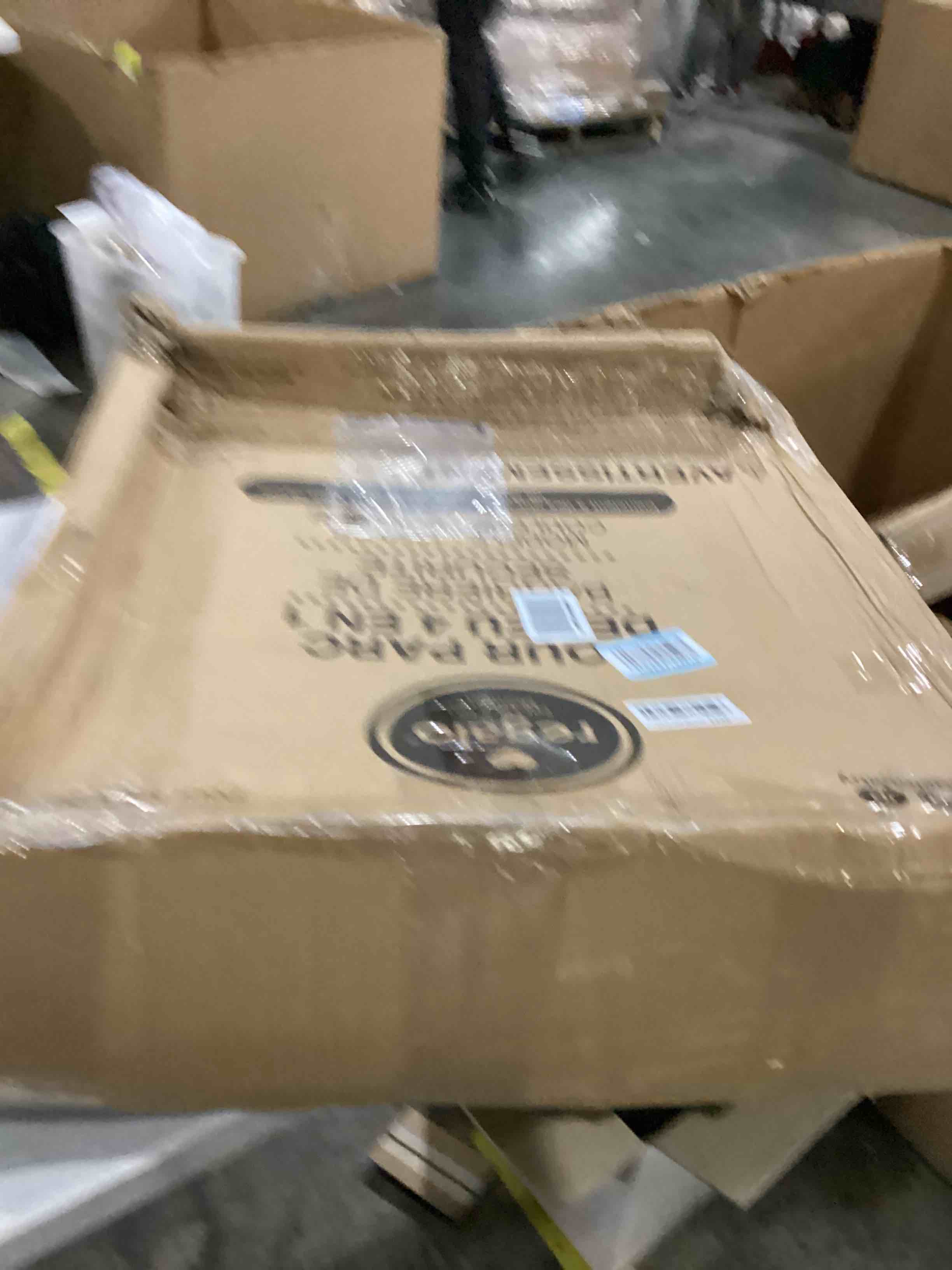 https://s3.amazonaws.com/lotting-images-prod/bidfta/YEL4933363_1728909621249.jpeg