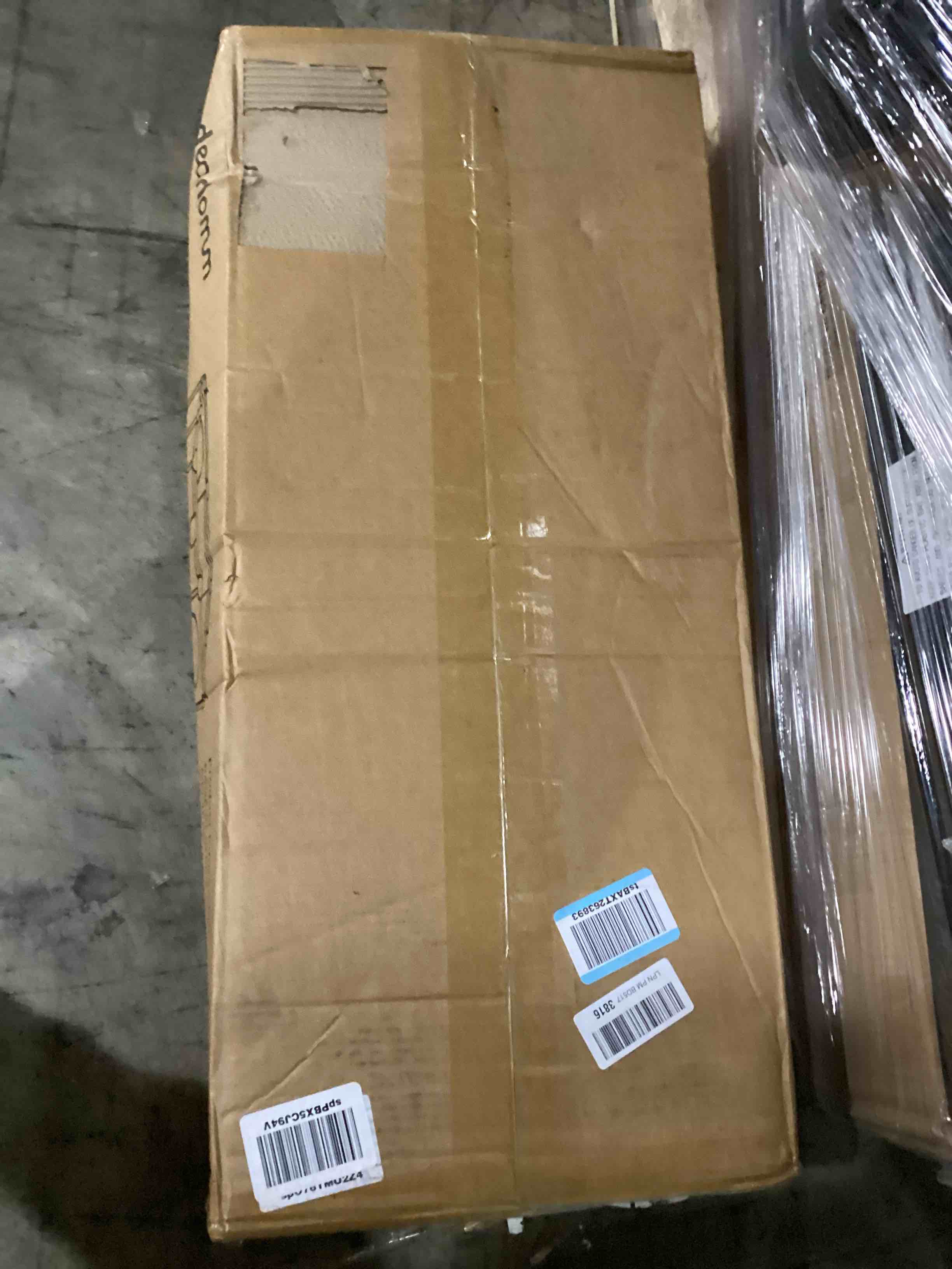 https://s3.amazonaws.com/lotting-images-prod/bidfta/YEL4933449_1728928553556.jpeg