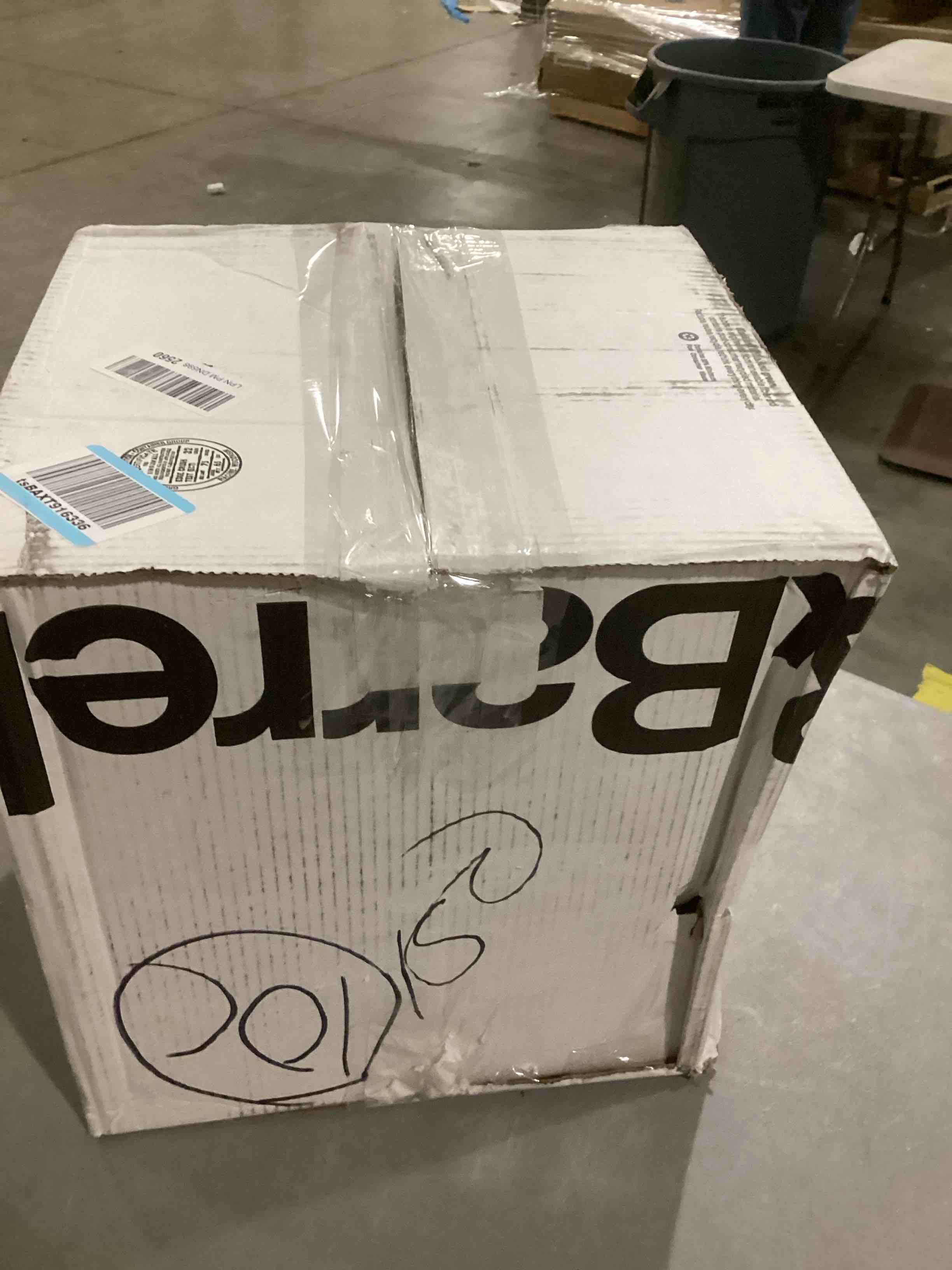 https://s3.amazonaws.com/lotting-images-prod/bidfta/YEL4933825_1737130785302.jpeg