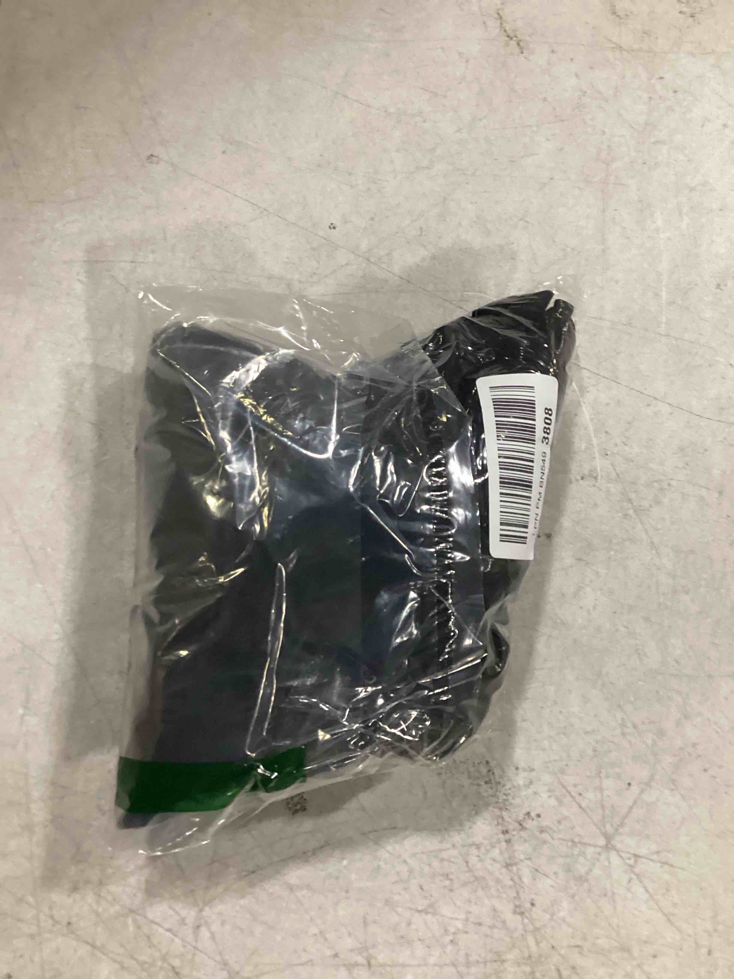 https://s3.amazonaws.com/lotting-images-prod/bidfta/YEL4934004_1726846818177.jpeg