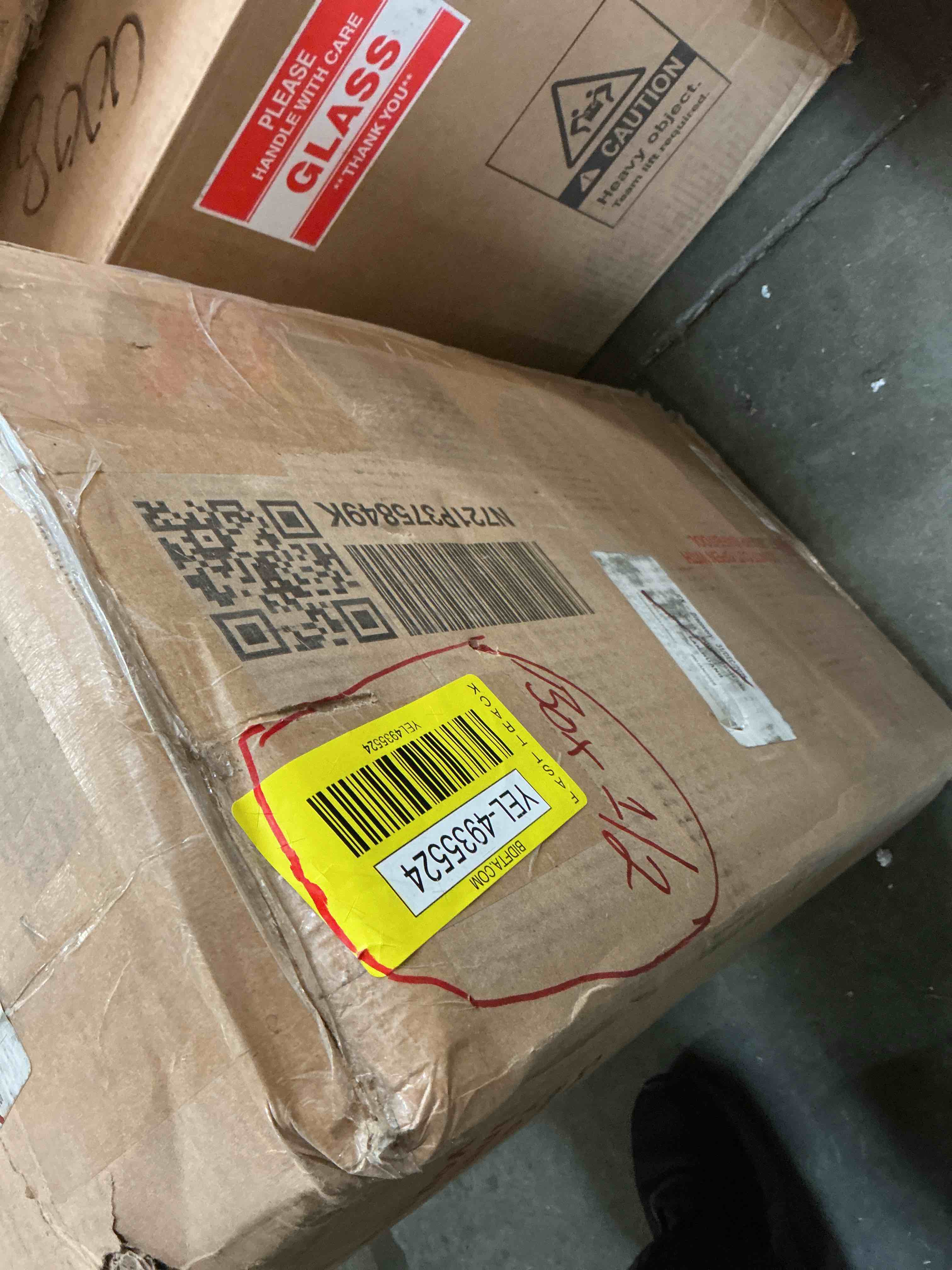 https://s3.amazonaws.com/lotting-images-prod/bidfta/YEL4935524_1771867750832.jpeg