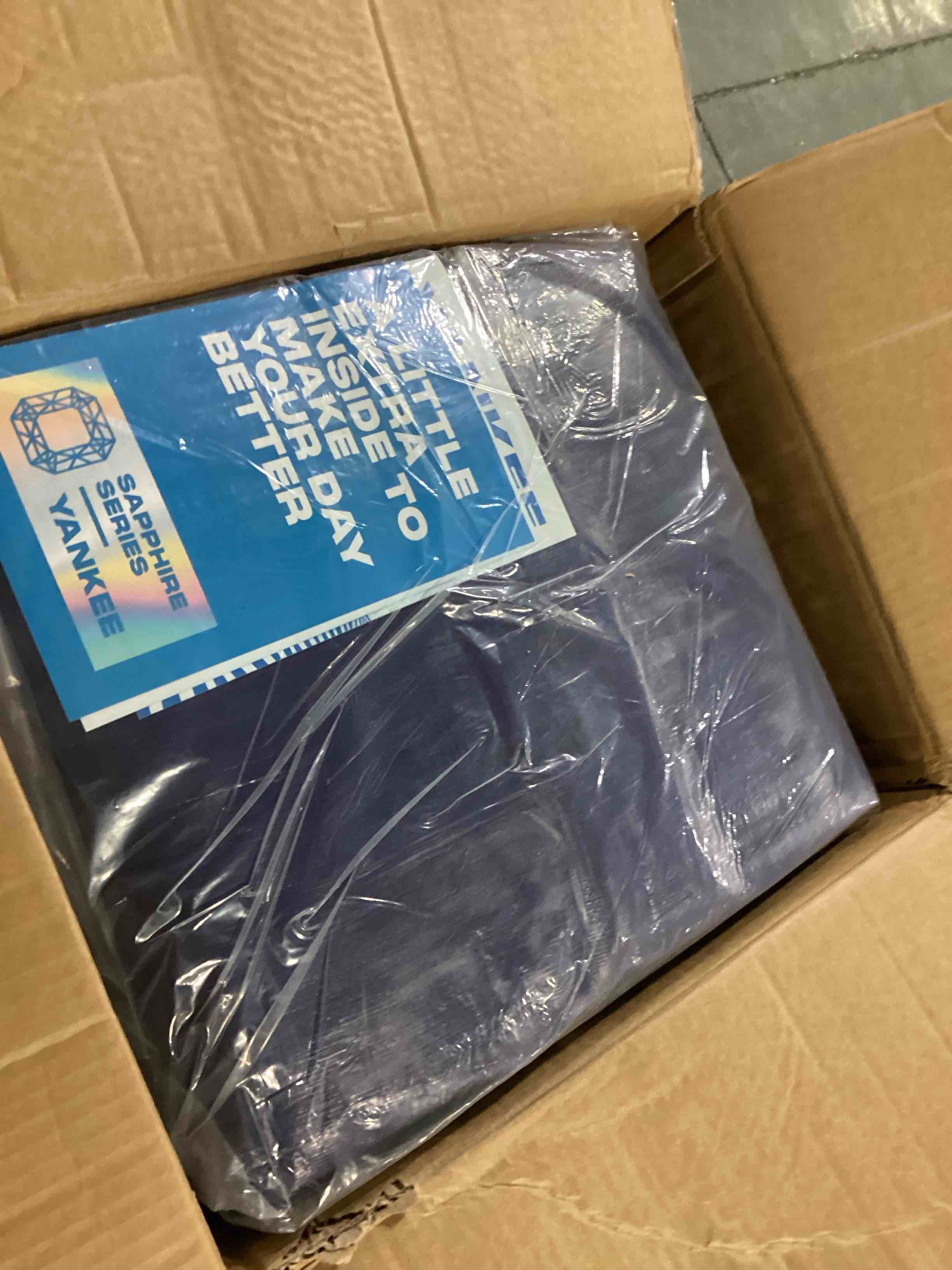https://s3.amazonaws.com/lotting-images-prod/bidfta/YEL4937619_1728559867913.jpeg