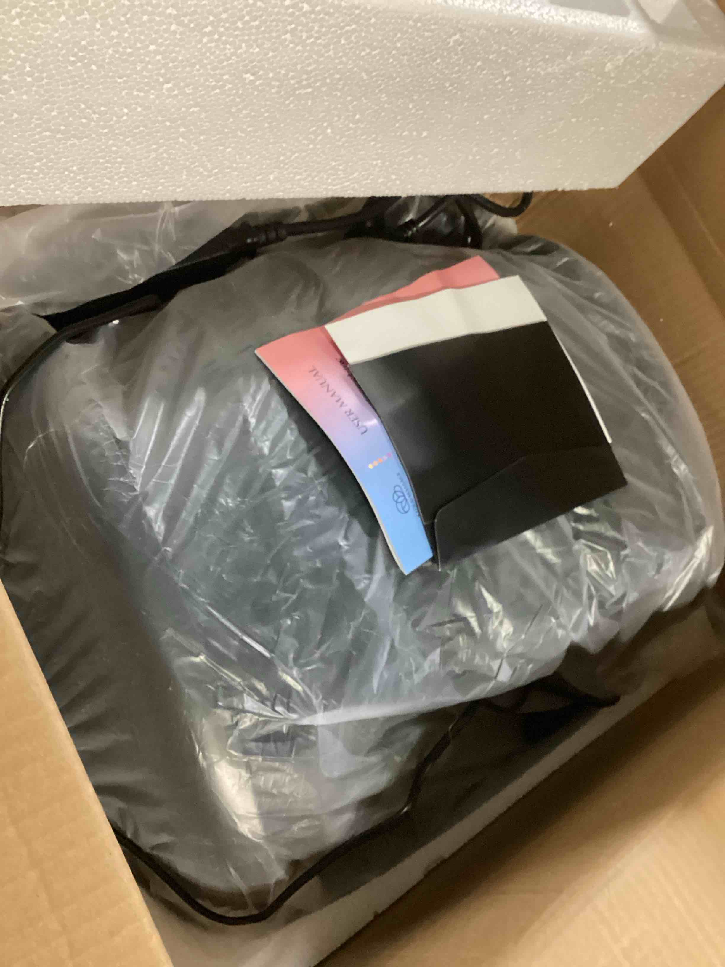 https://s3.amazonaws.com/lotting-images-prod/bidfta/YEL4937679_1728571698794.jpeg