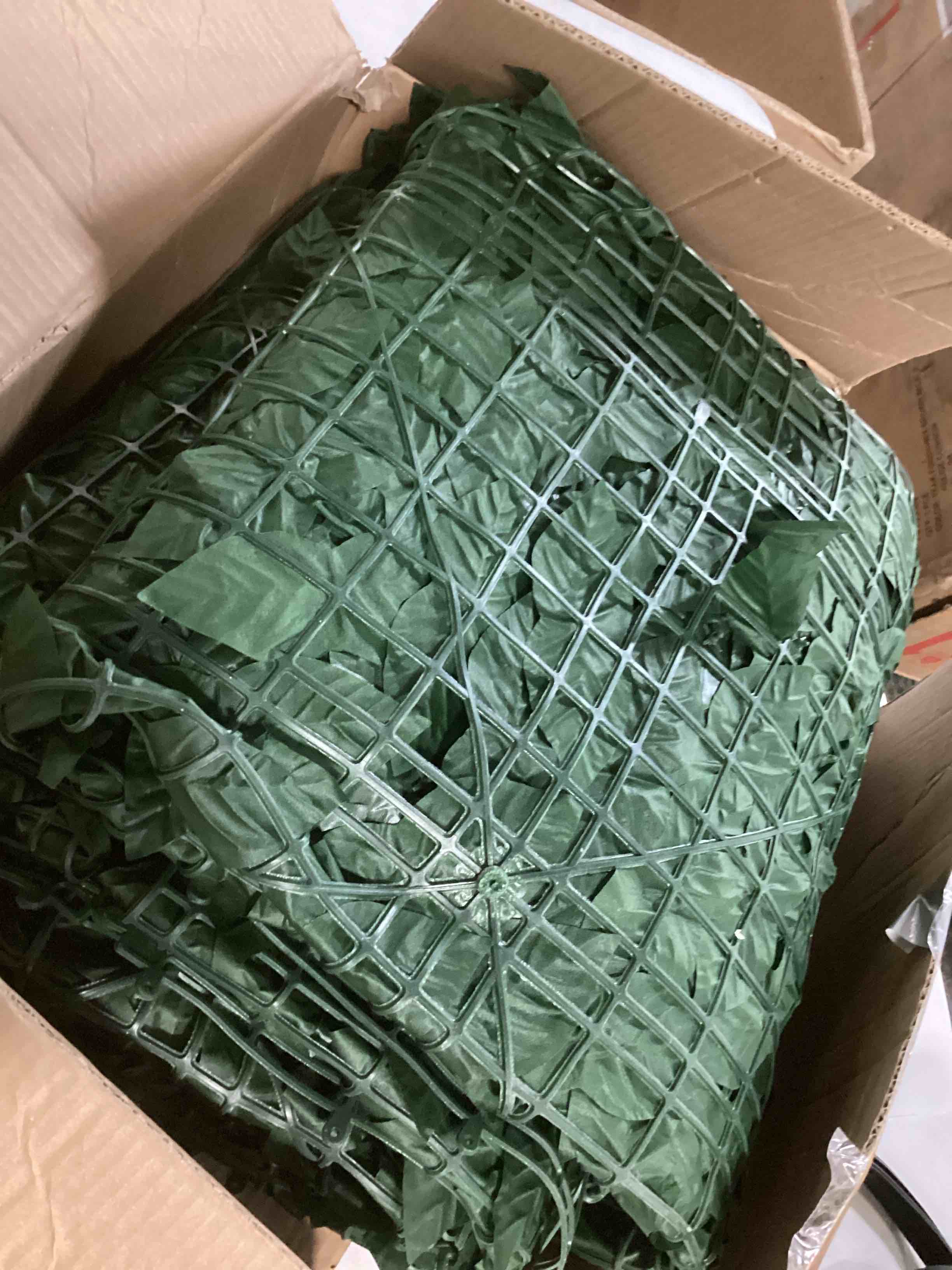 https://s3.amazonaws.com/lotting-images-prod/bidfta/YEL4938378_1729250981526.jpeg