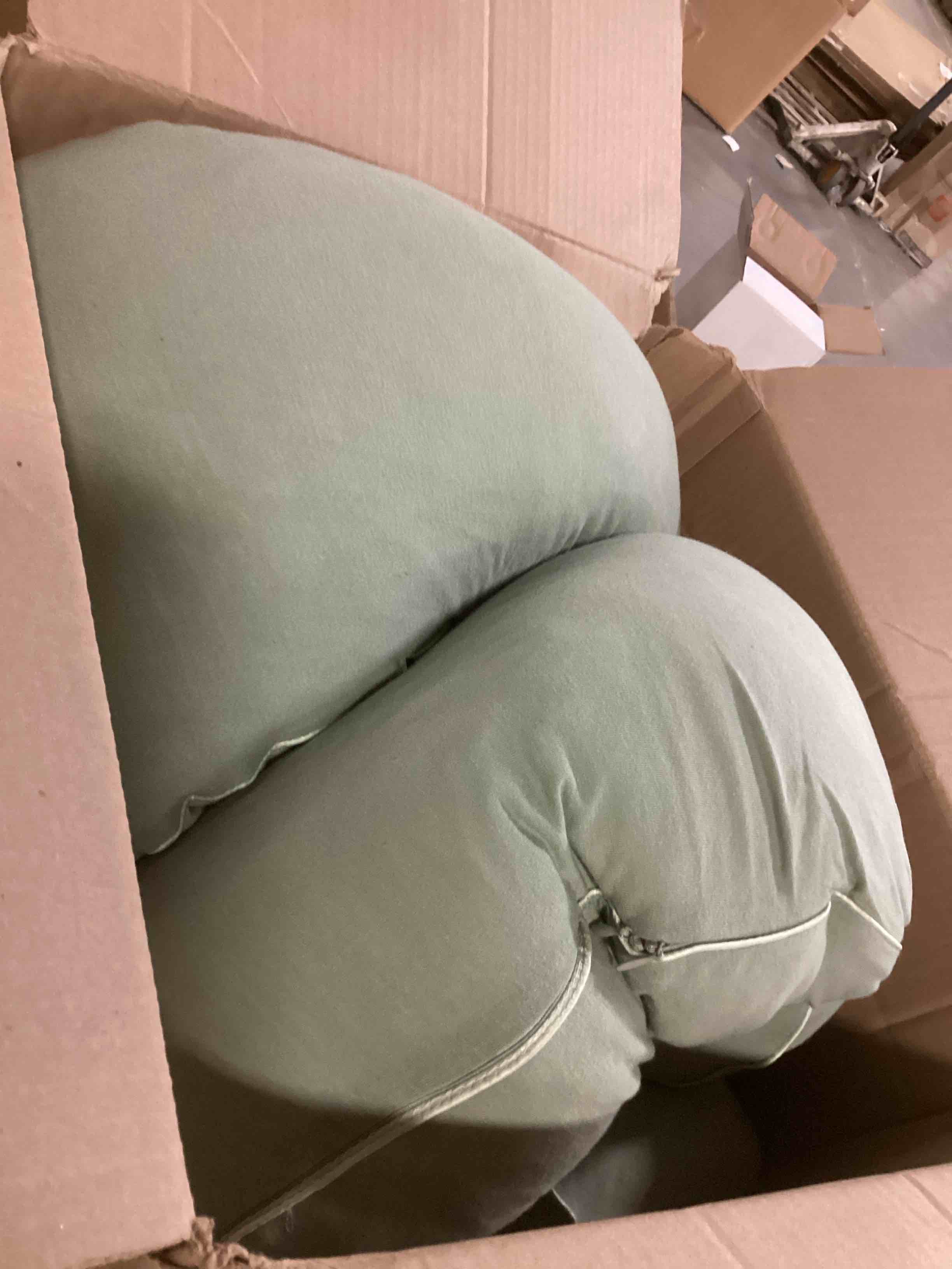 https://s3.amazonaws.com/lotting-images-prod/bidfta/YEL4938384_1729253001779.jpeg