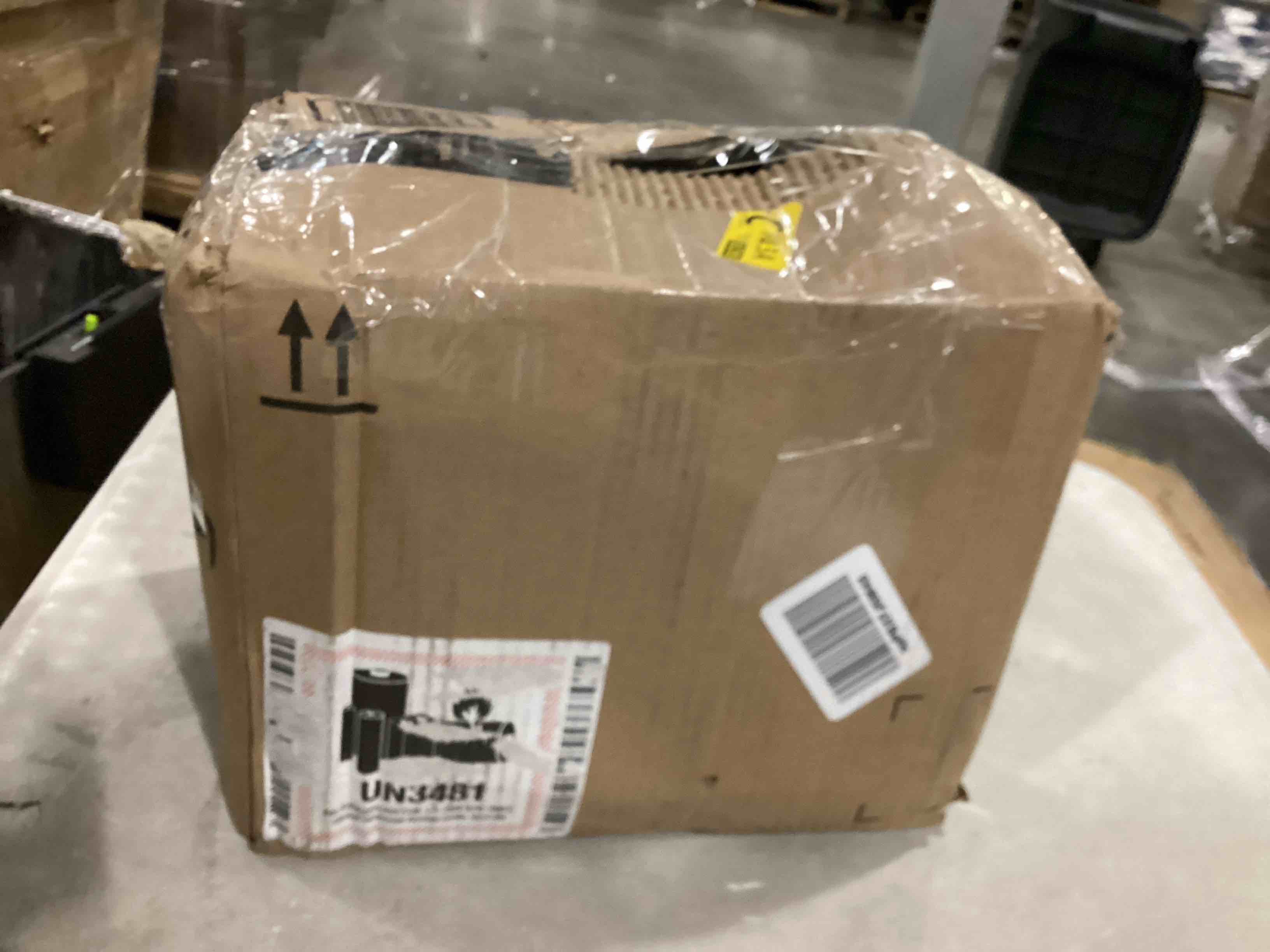 https://s3.amazonaws.com/lotting-images-prod/bidfta/YEL4938537_1727783689895.jpeg