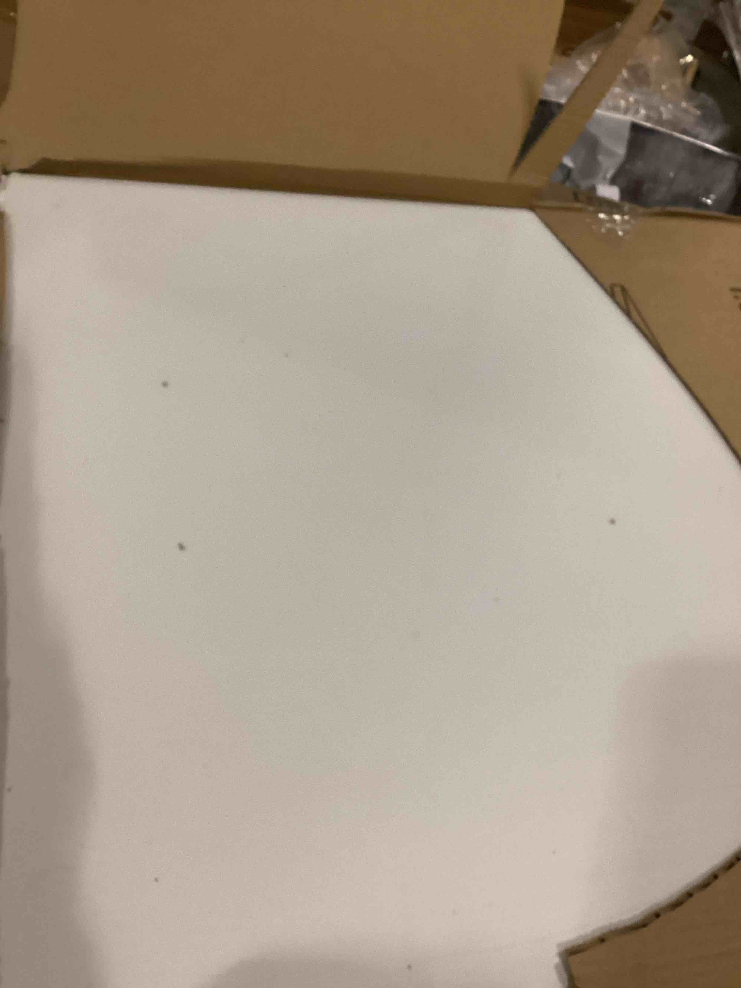 https://s3.amazonaws.com/lotting-images-prod/bidfta/YEL4938898_1727960723285.jpeg
