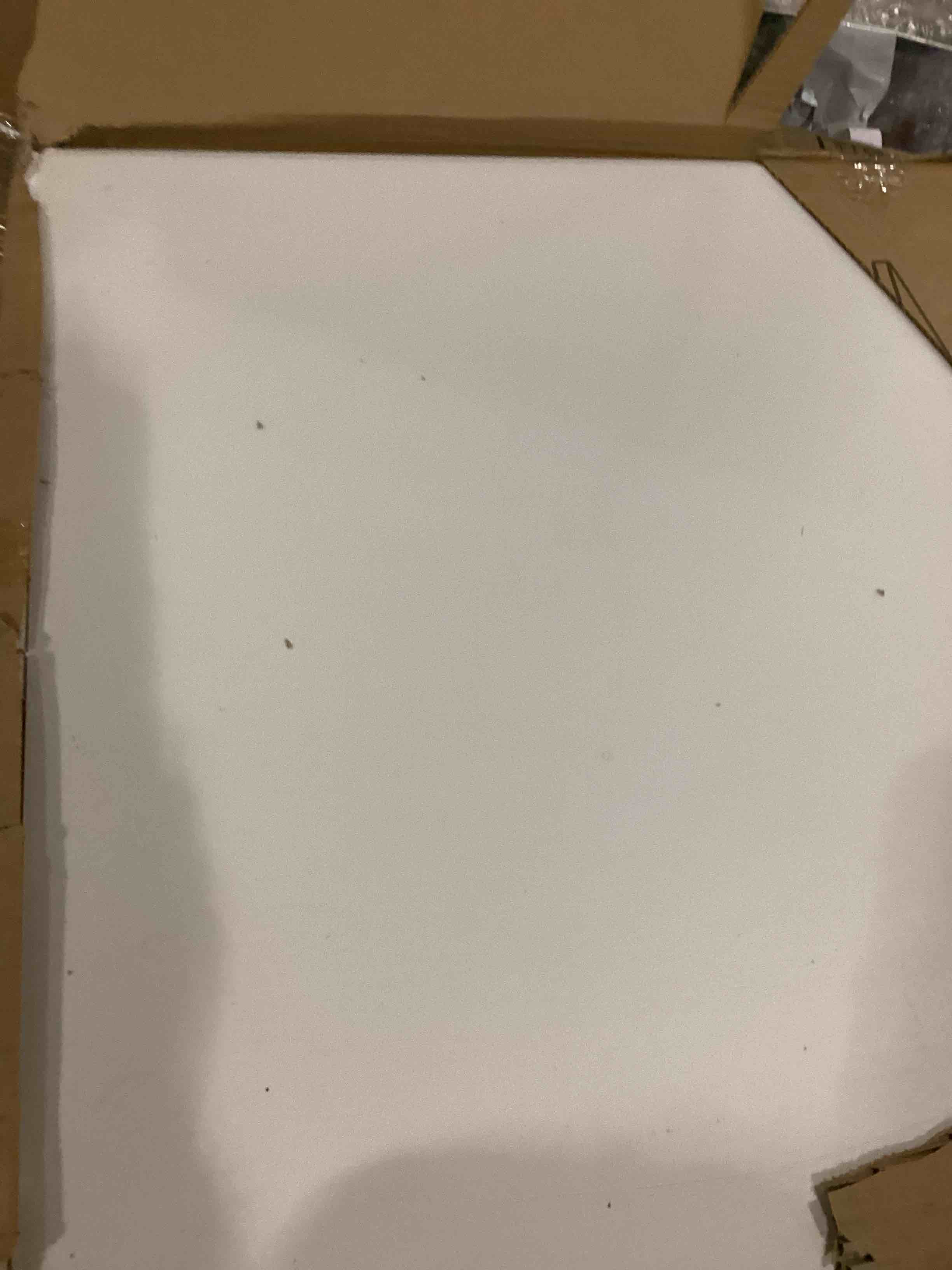 https://s3.amazonaws.com/lotting-images-prod/bidfta/YEL4938898_1727960726854.jpeg