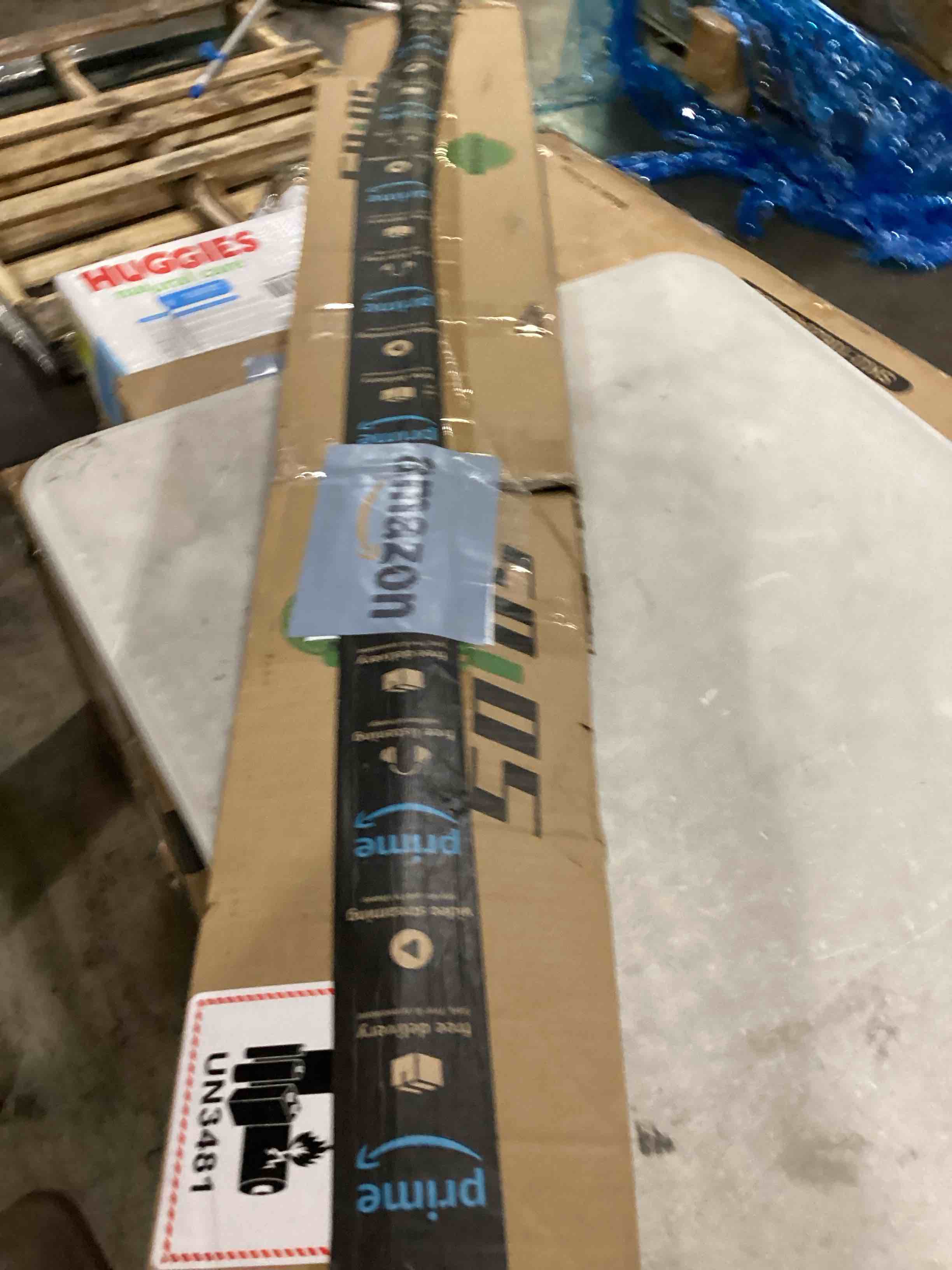https://s3.amazonaws.com/lotting-images-prod/bidfta/YEL4939117_1728299416613.jpeg
