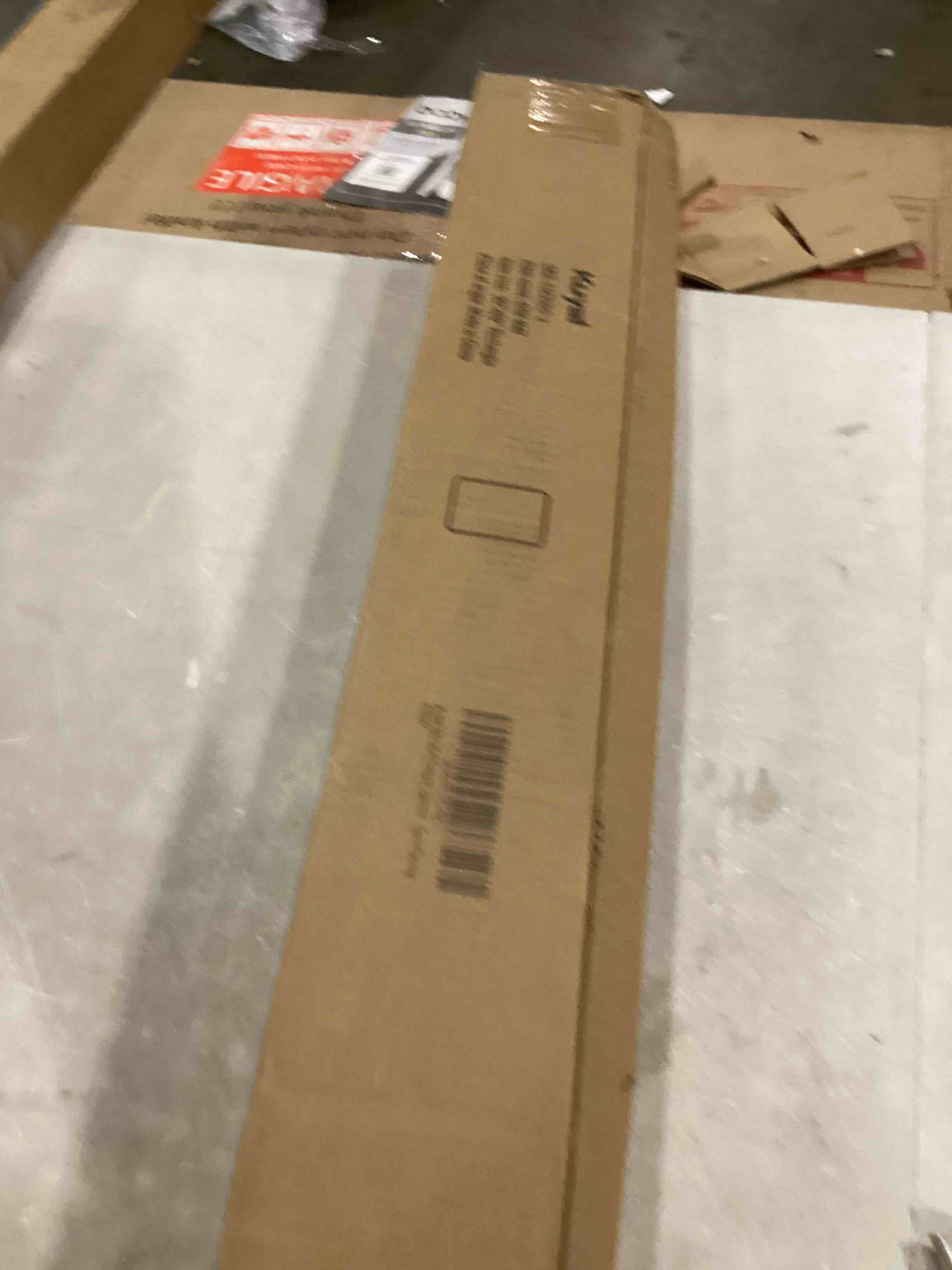 https://s3.amazonaws.com/lotting-images-prod/bidfta/YEL4939354_1728407911803.jpeg