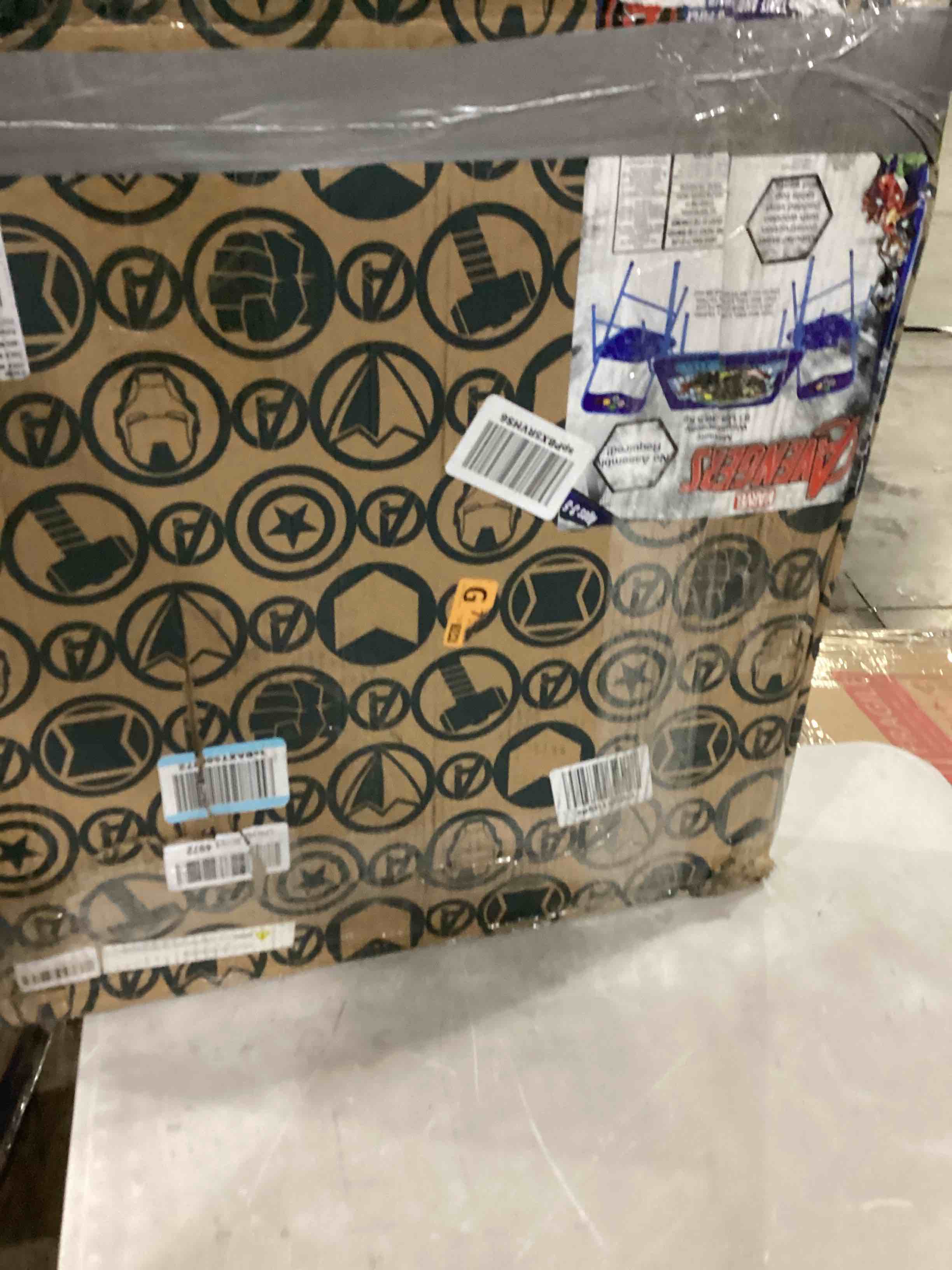 https://s3.amazonaws.com/lotting-images-prod/bidfta/YEL4939363_1728410122463.jpeg