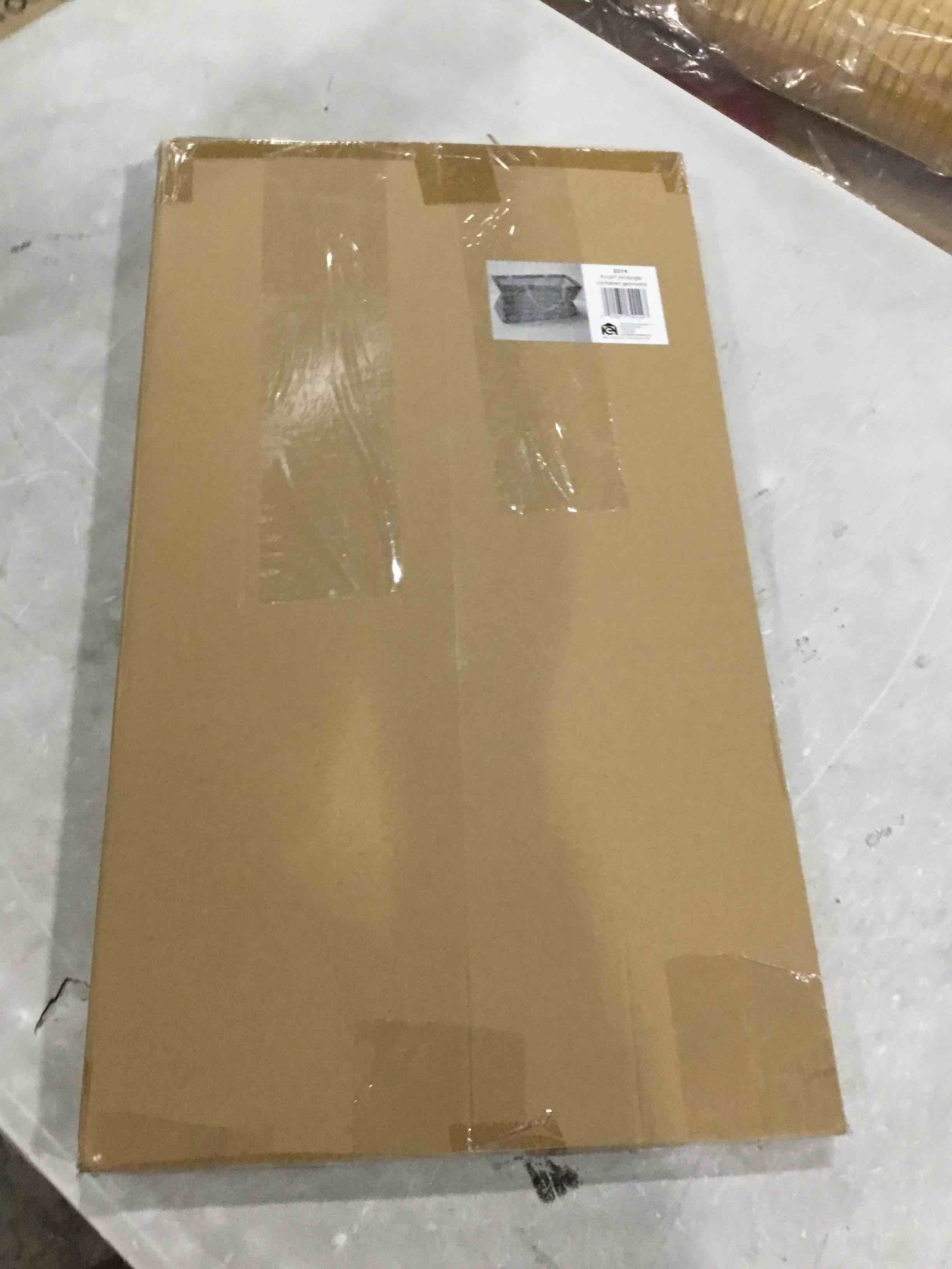 https://s3.amazonaws.com/lotting-images-prod/bidfta/YEL4939770_1728921334312.jpeg