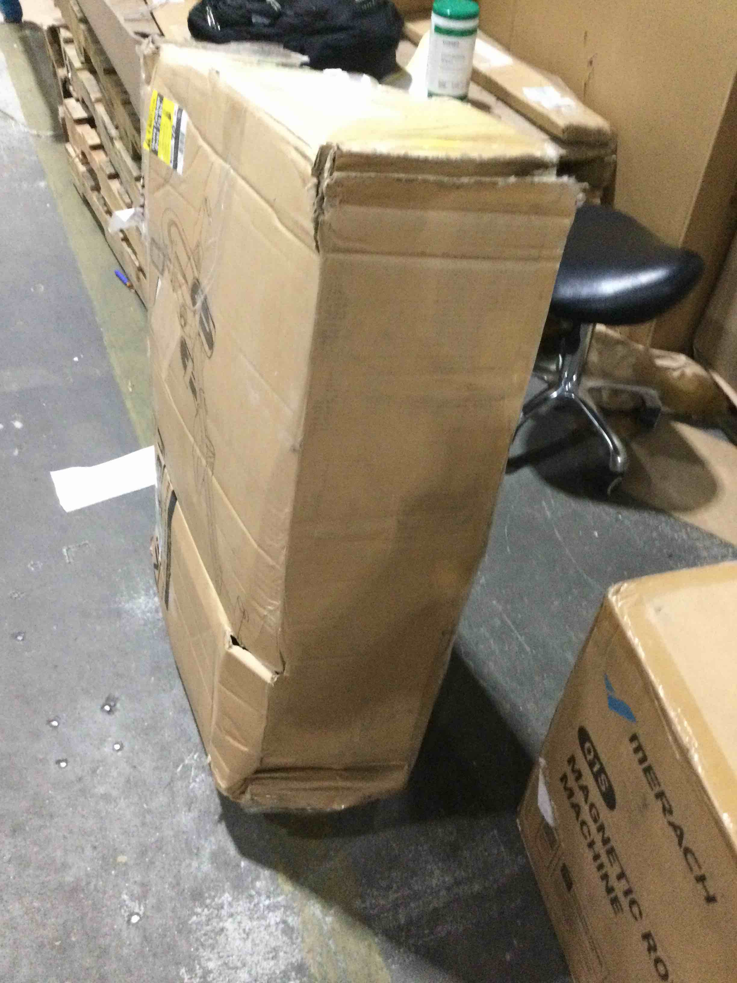 https://s3.amazonaws.com/lotting-images-prod/bidfta/YEL4952448_1691595510690.jpeg