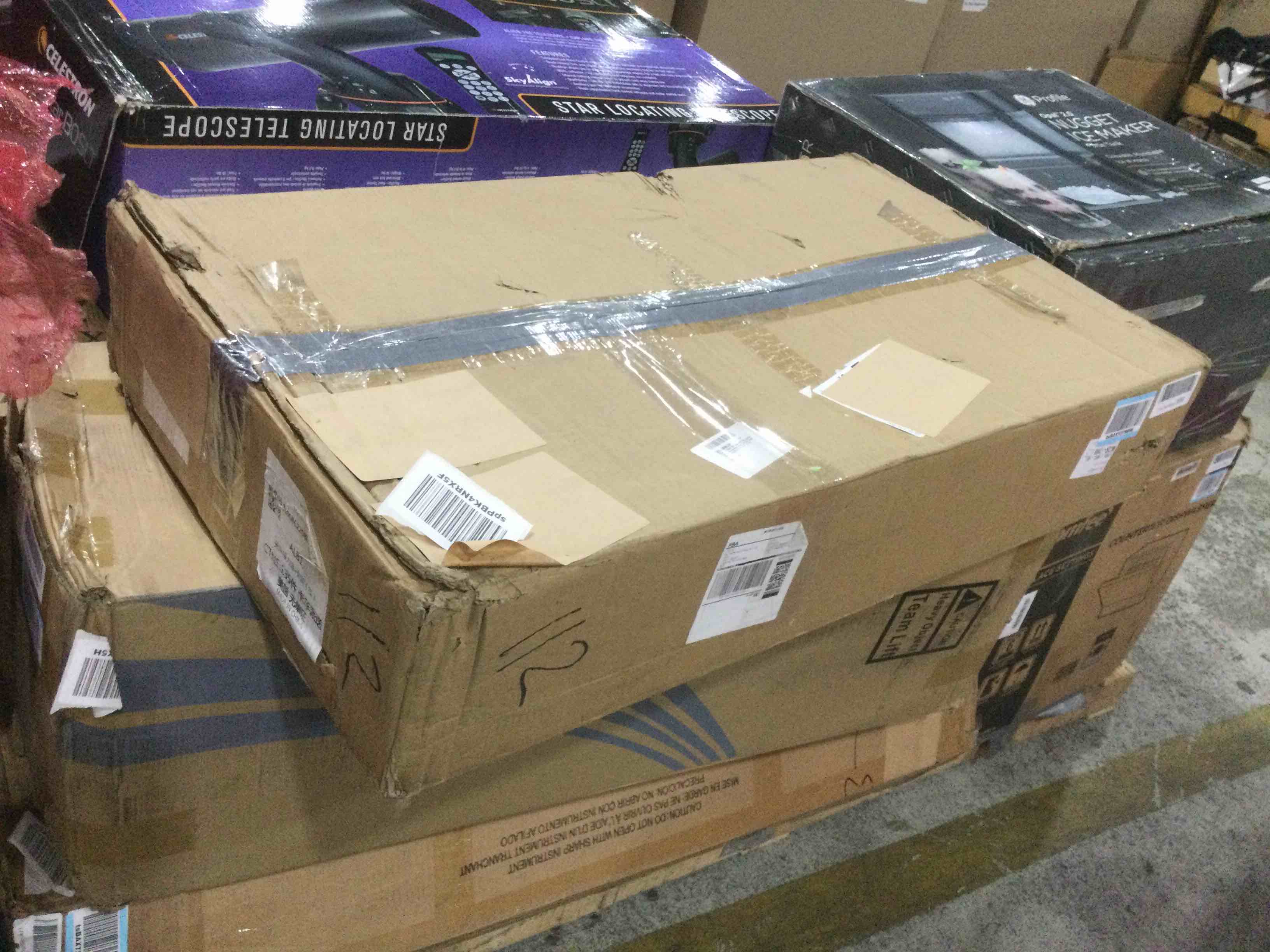 https://s3.amazonaws.com/lotting-images-prod/bidfta/YEL4954301_1690217043272.jpeg