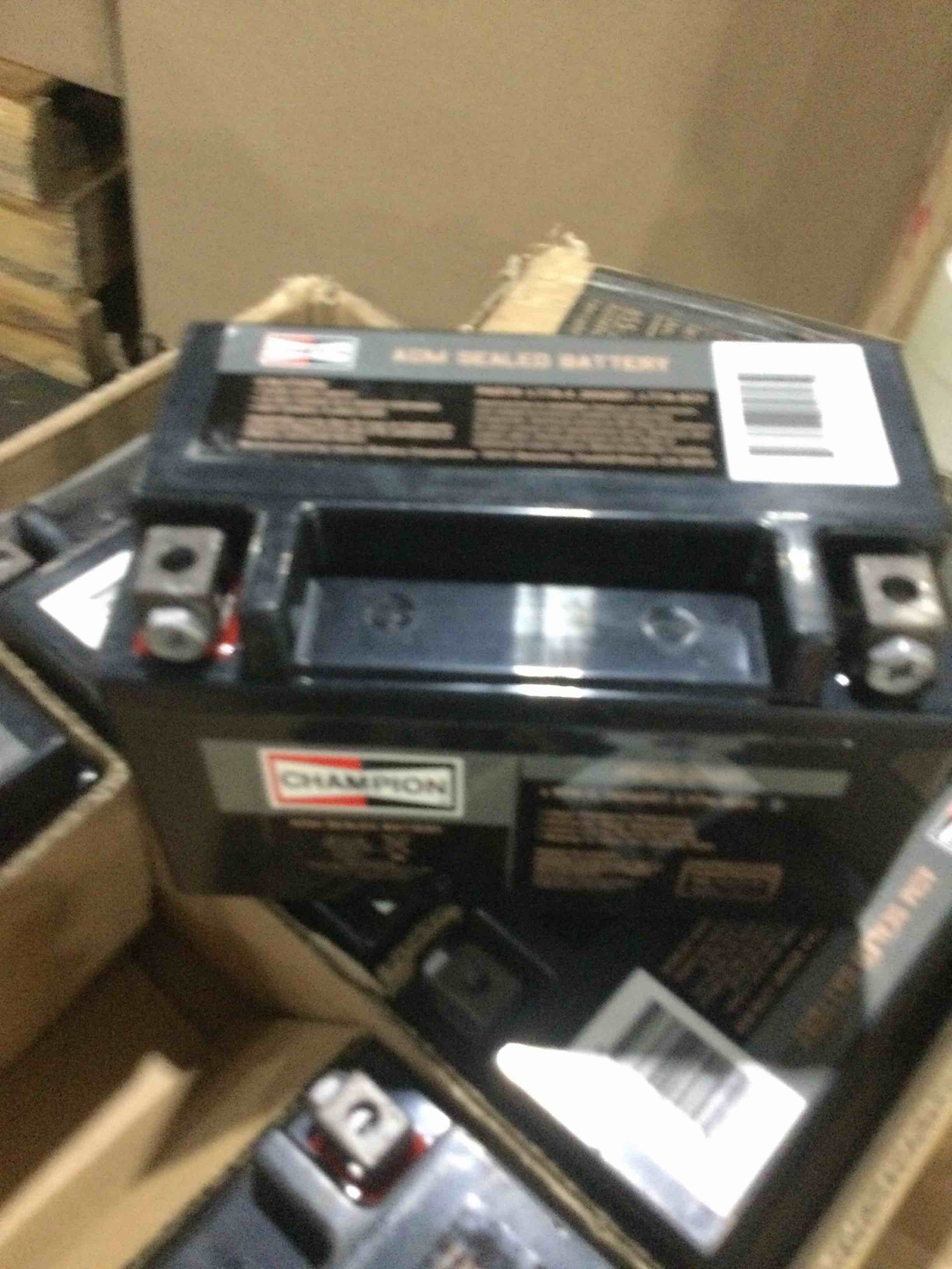 https://s3.amazonaws.com/lotting-images-prod/bidfta/YEL4954331_1690228892240.jpeg