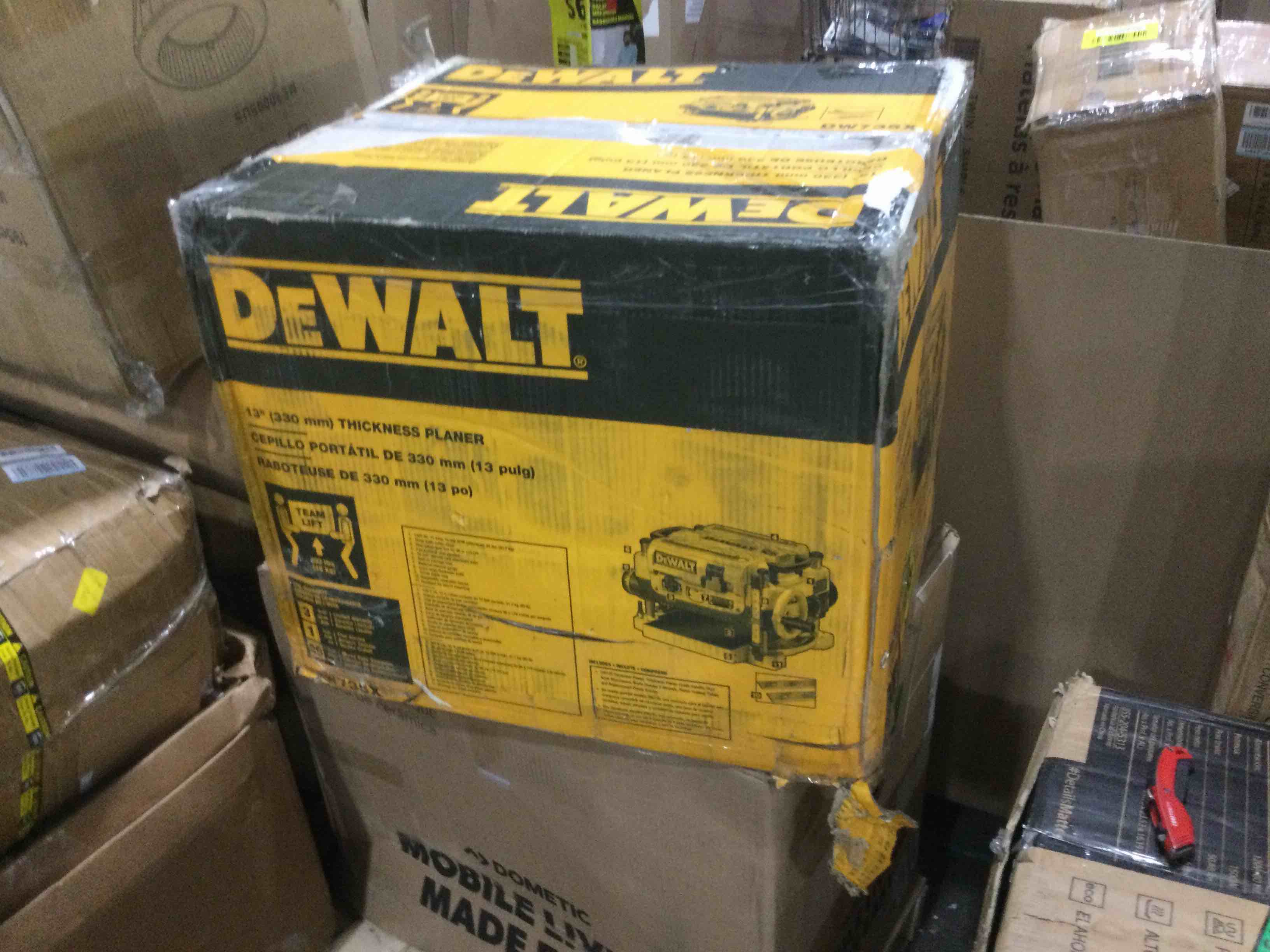 https://s3.amazonaws.com/lotting-images-prod/bidfta/YEL4954351_1690224487522.jpeg