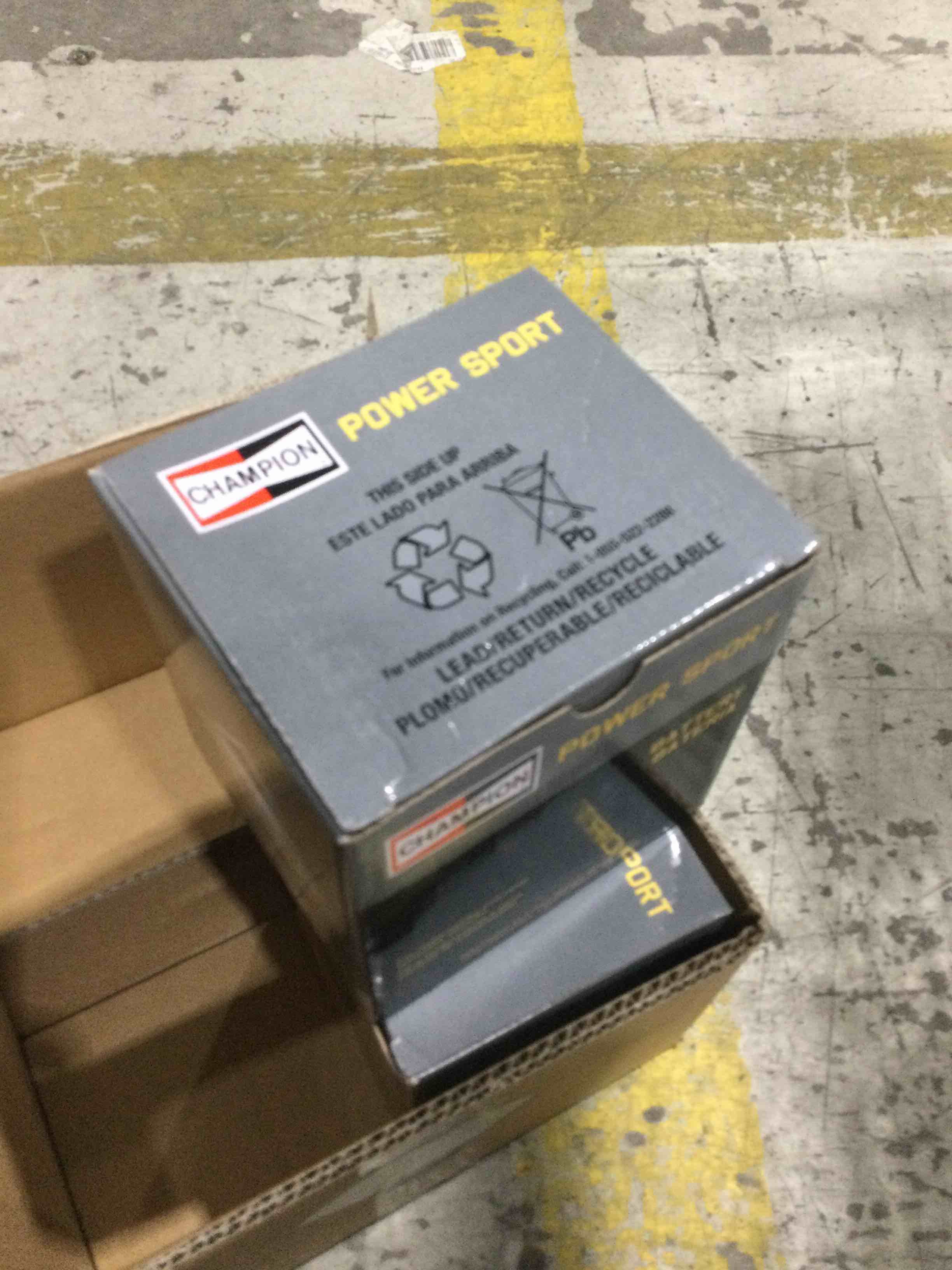 https://s3.amazonaws.com/lotting-images-prod/bidfta/YEL4954829_1690389373338.jpeg