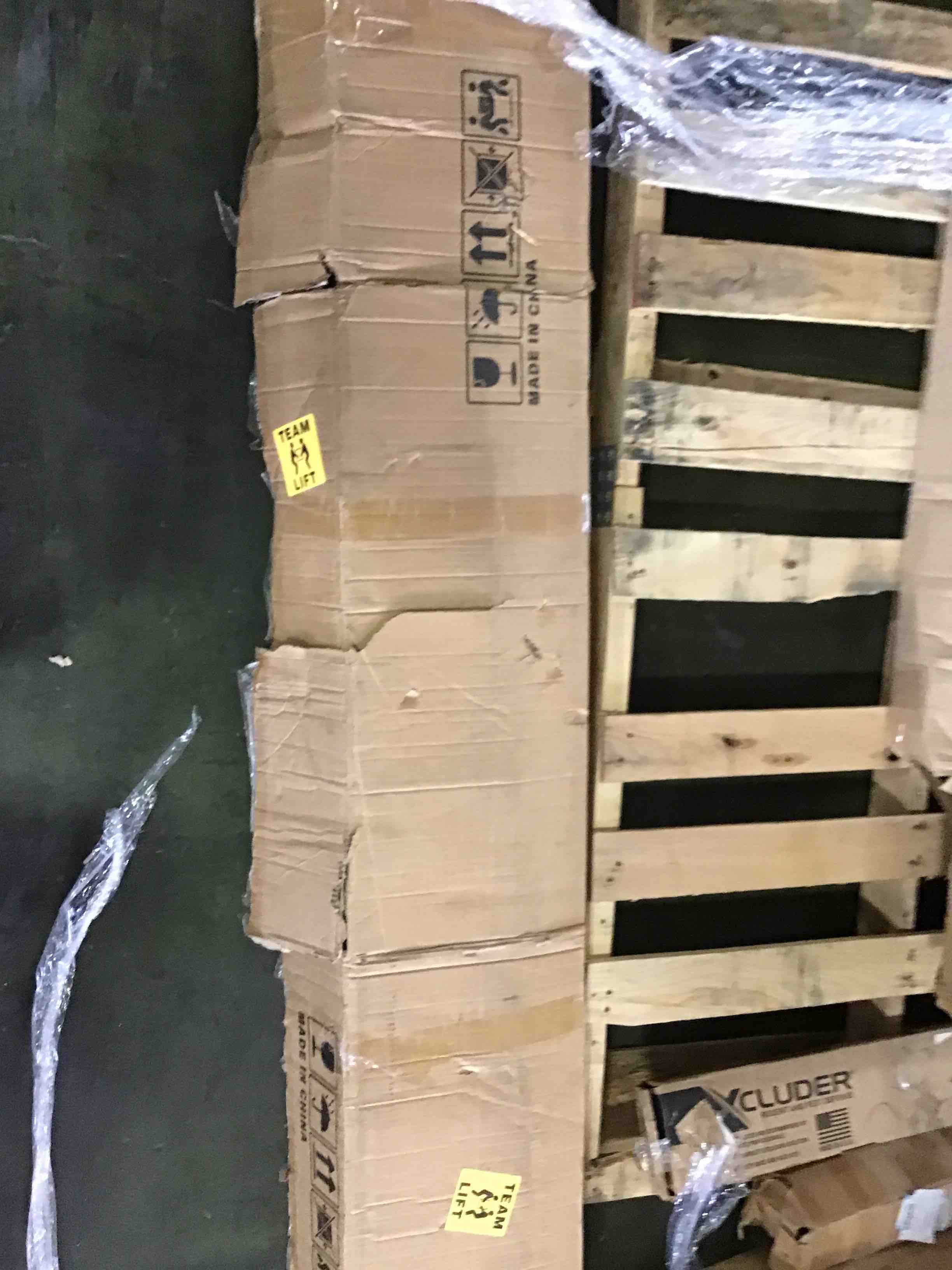 https://s3.amazonaws.com/lotting-images-prod/bidfta/YEL4955960_1686591906503.jpeg