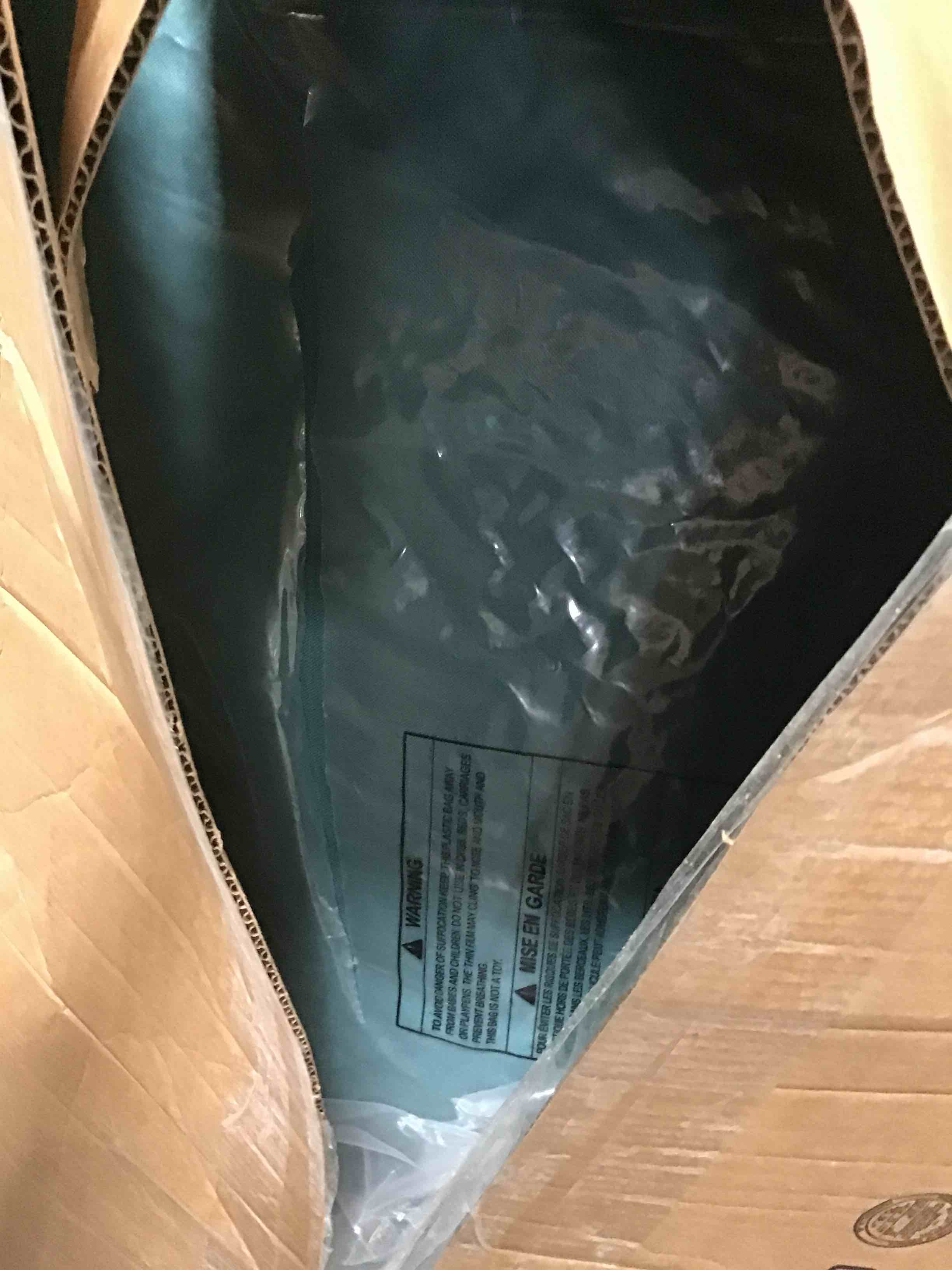https://s3.amazonaws.com/lotting-images-prod/bidfta/YEL4957798_1688066957730.jpeg