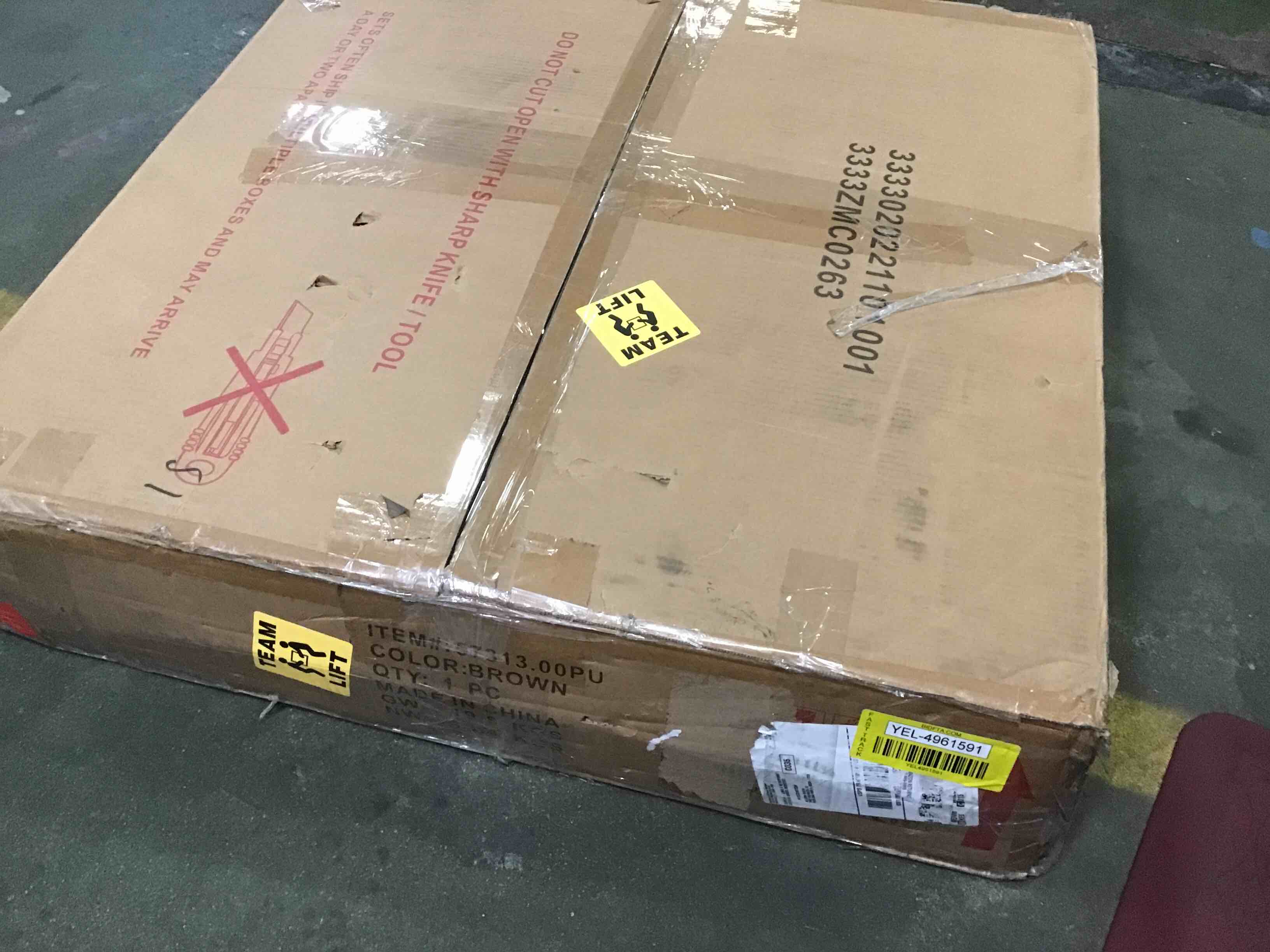 https://s3.amazonaws.com/lotting-images-prod/bidfta/YEL4961591_1685622803621.jpeg