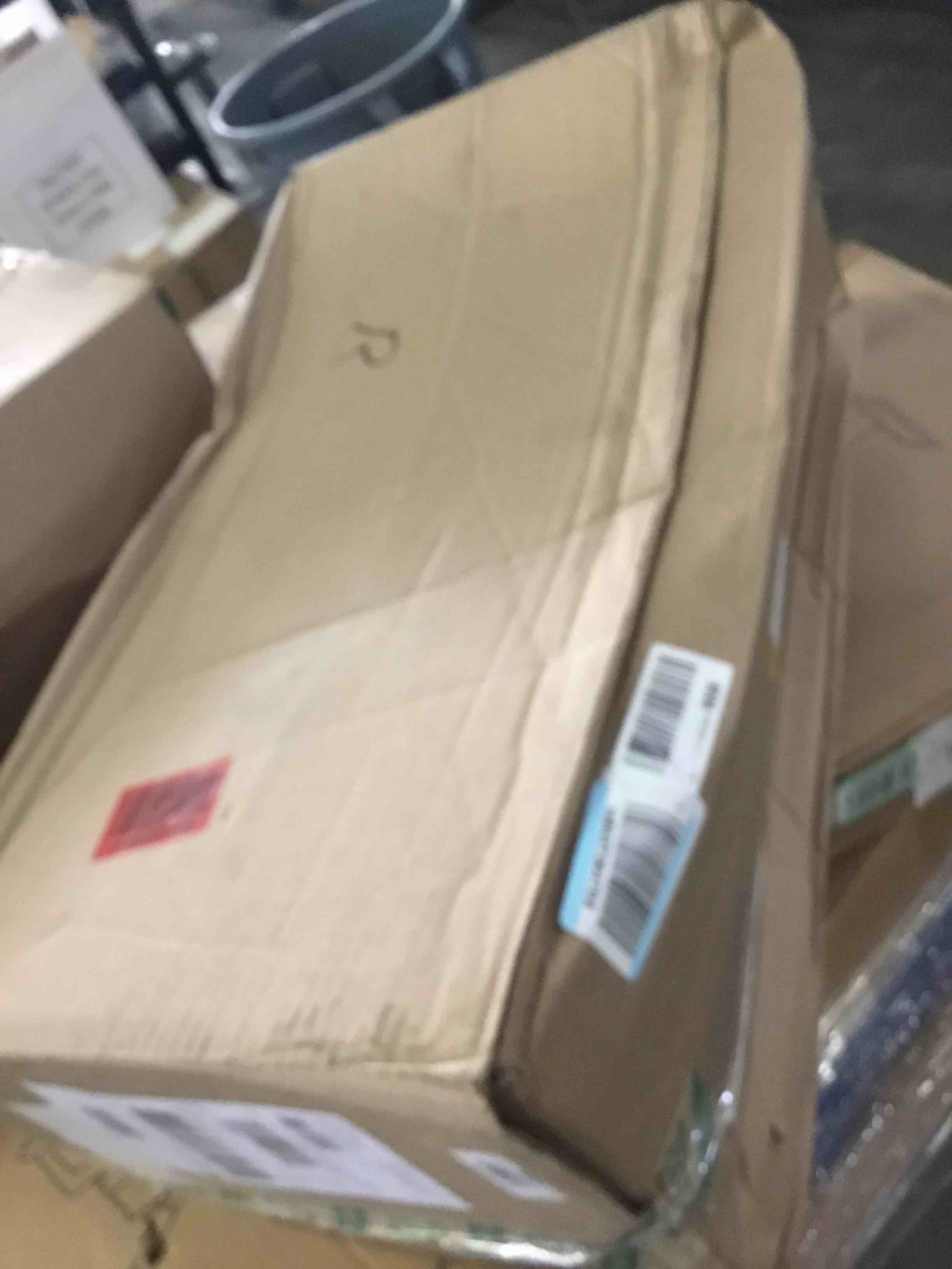 https://s3.amazonaws.com/lotting-images-prod/bidfta/YEL4963622_1686227630927.jpeg