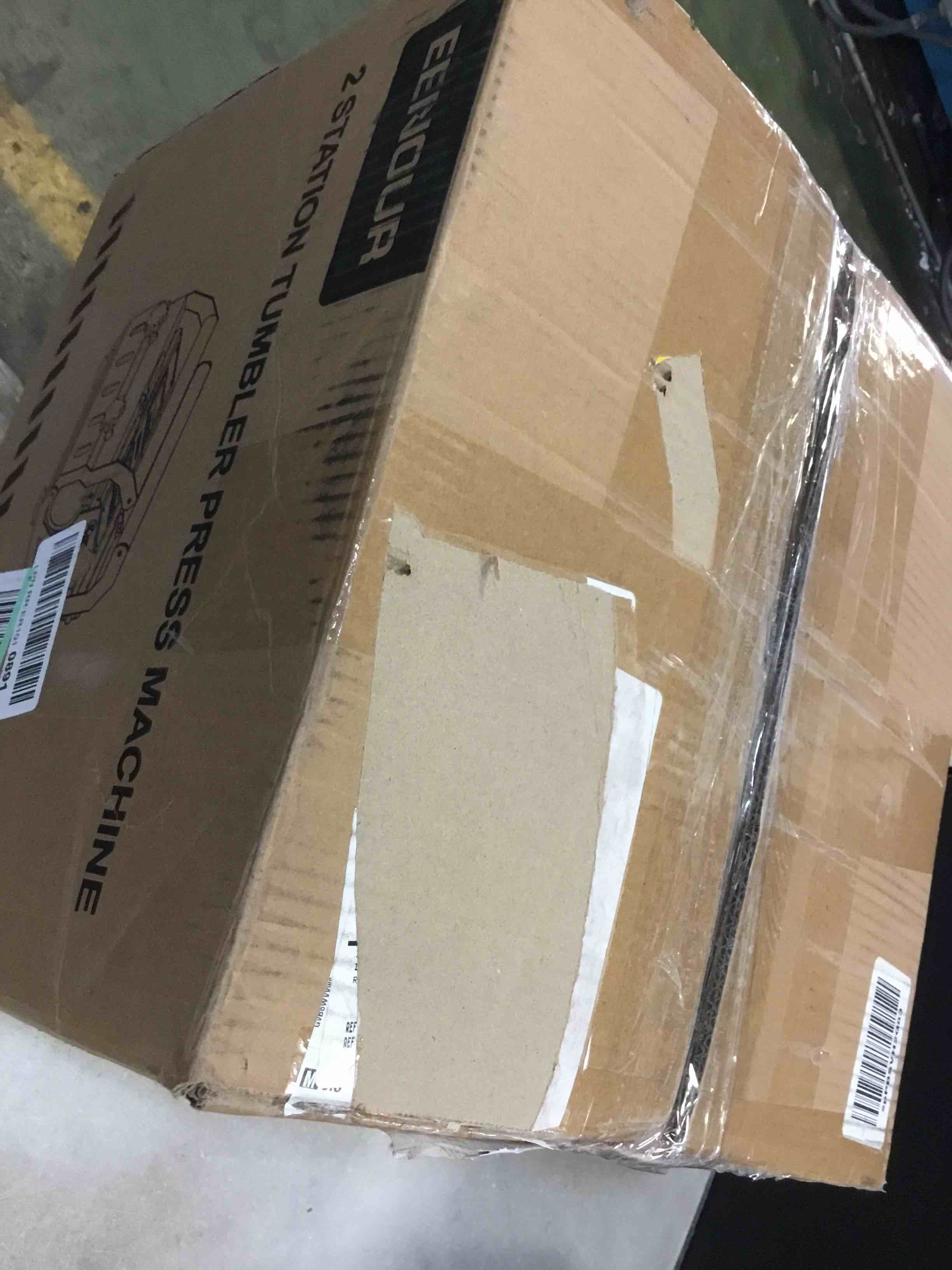 https://s3.amazonaws.com/lotting-images-prod/bidfta/YEL4970561_1685641977824.jpeg