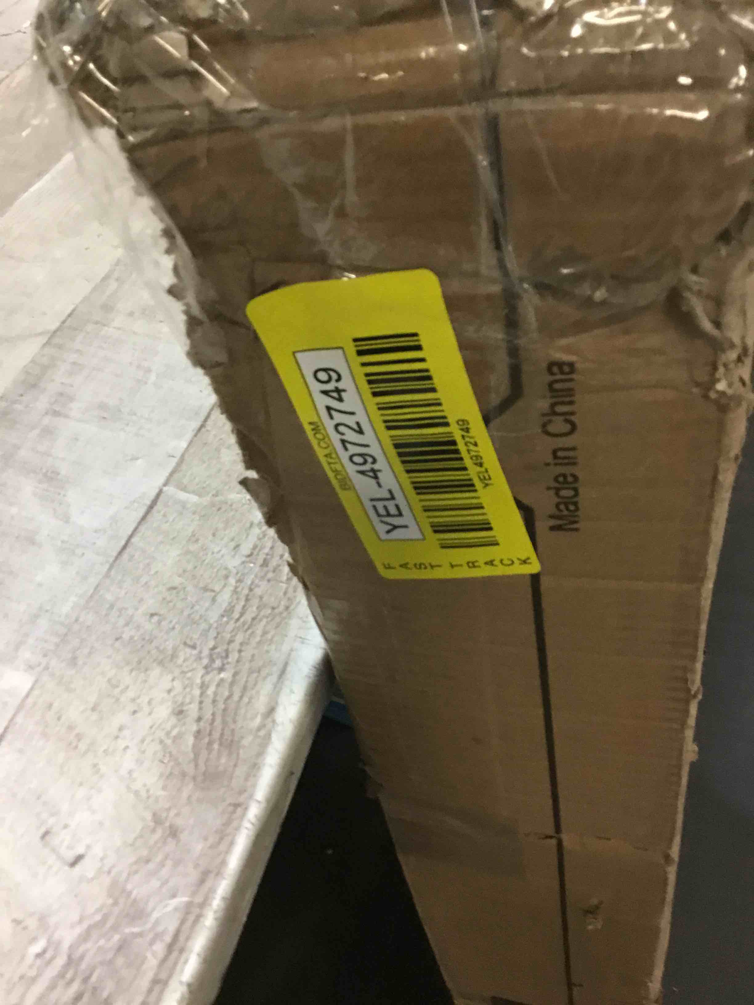 https://s3.amazonaws.com/lotting-images-prod/bidfta/YEL4972749_1686144873105.jpeg