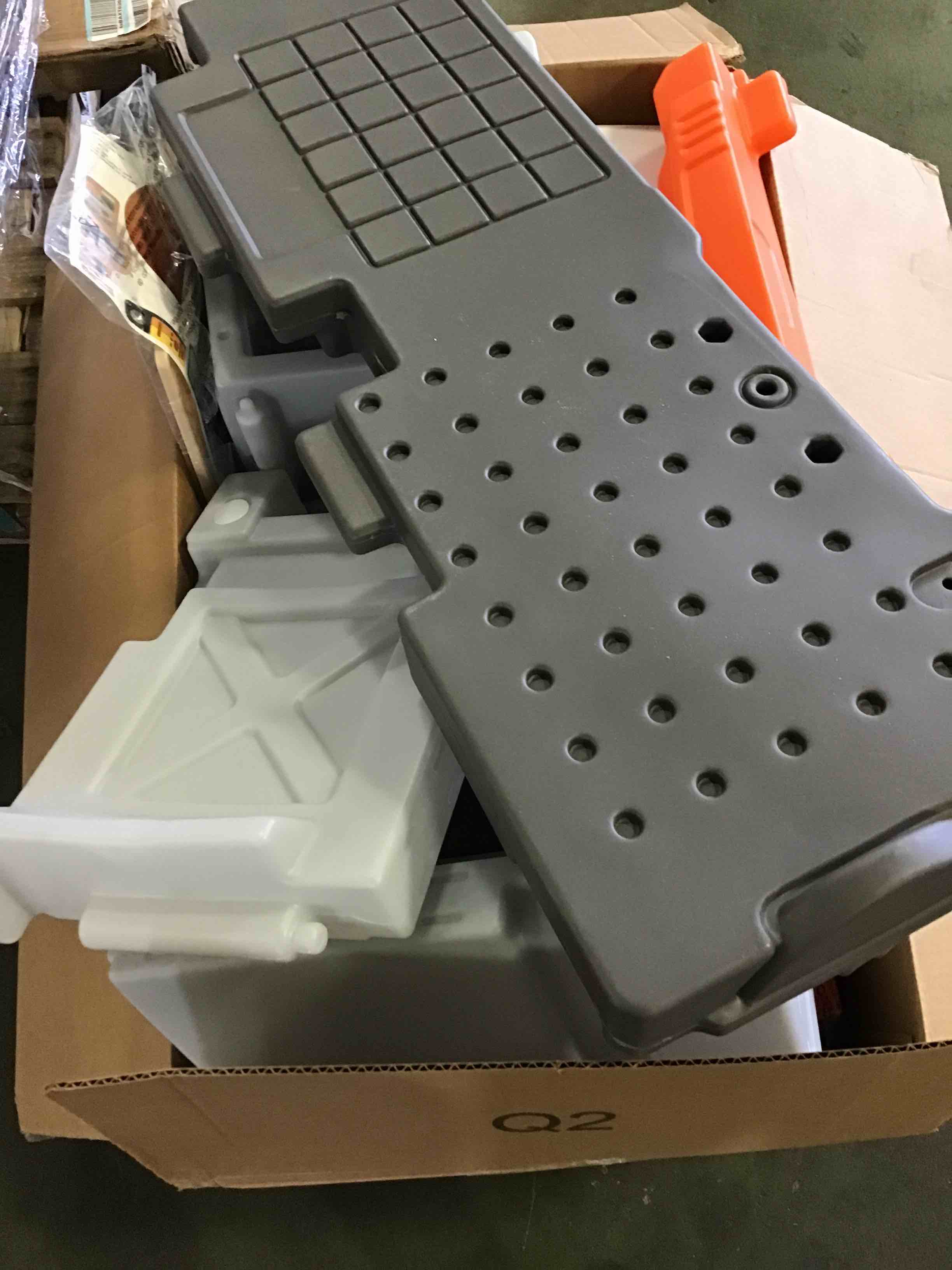 https://s3.amazonaws.com/lotting-images-prod/bidfta/YEL4973208_1685458395964.jpeg