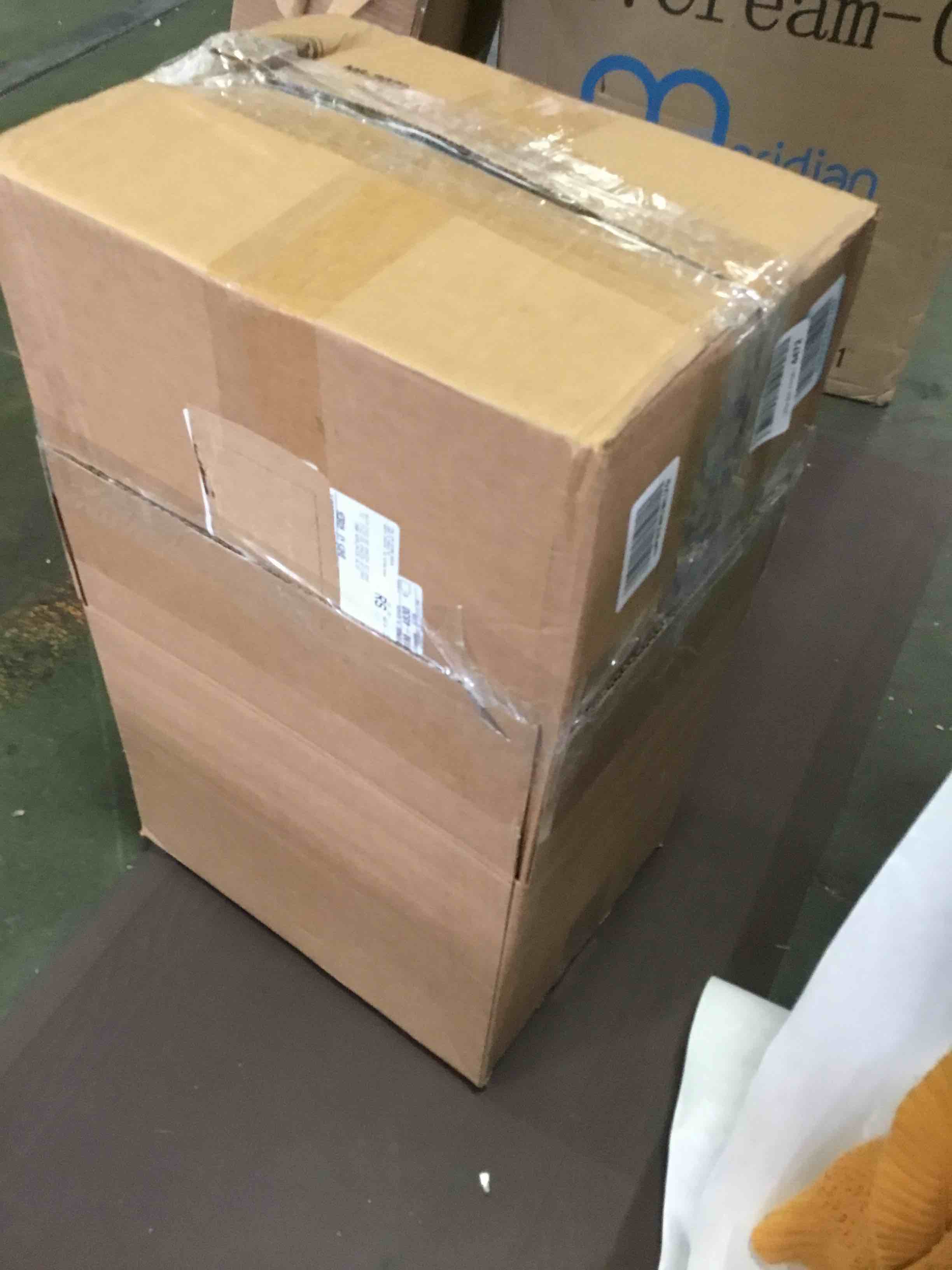 https://s3.amazonaws.com/lotting-images-prod/bidfta/YEL4975136_1686860166045.jpeg