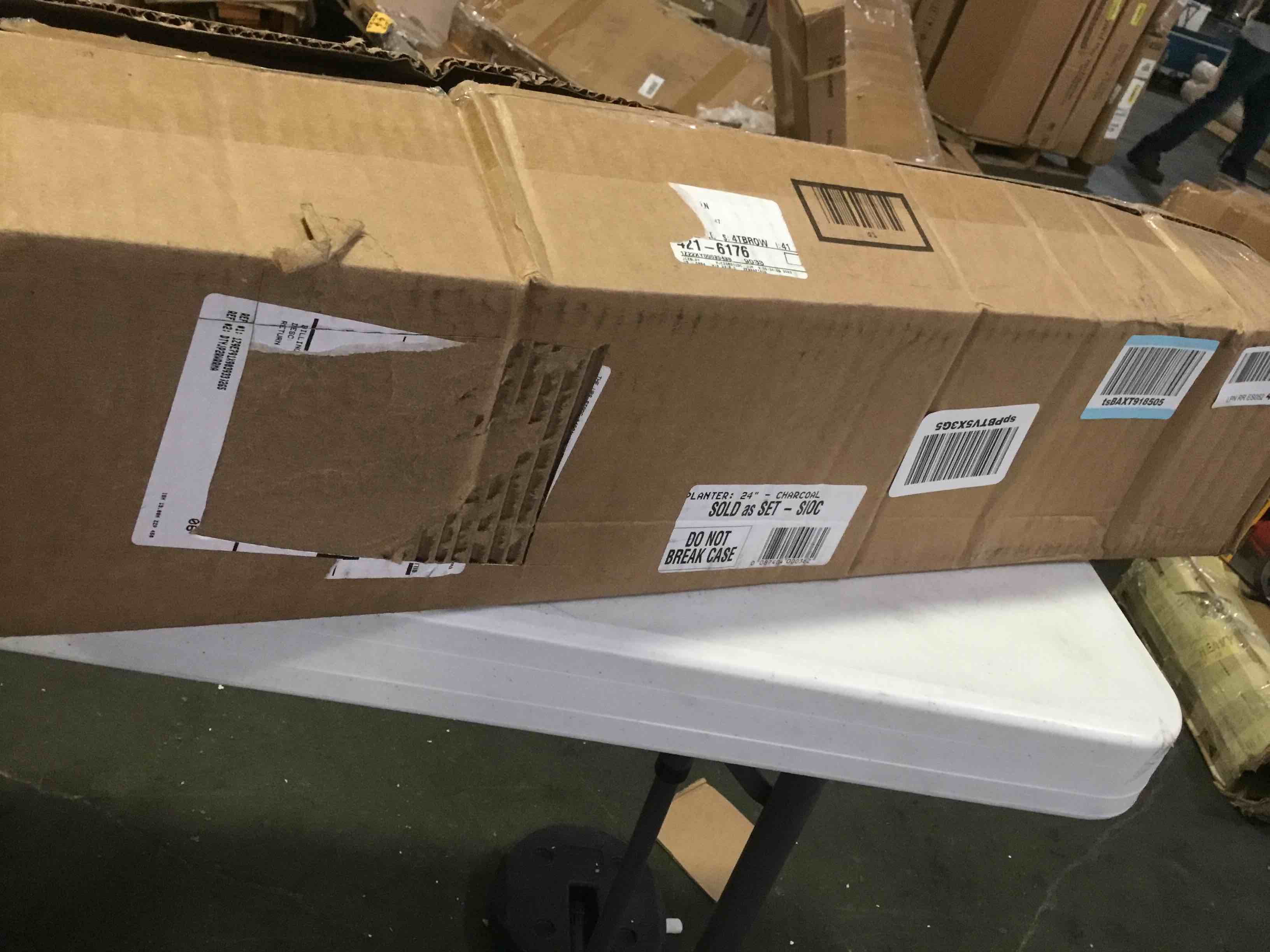 https://s3.amazonaws.com/lotting-images-prod/bidfta/YEL4975557_1687186579509.jpeg