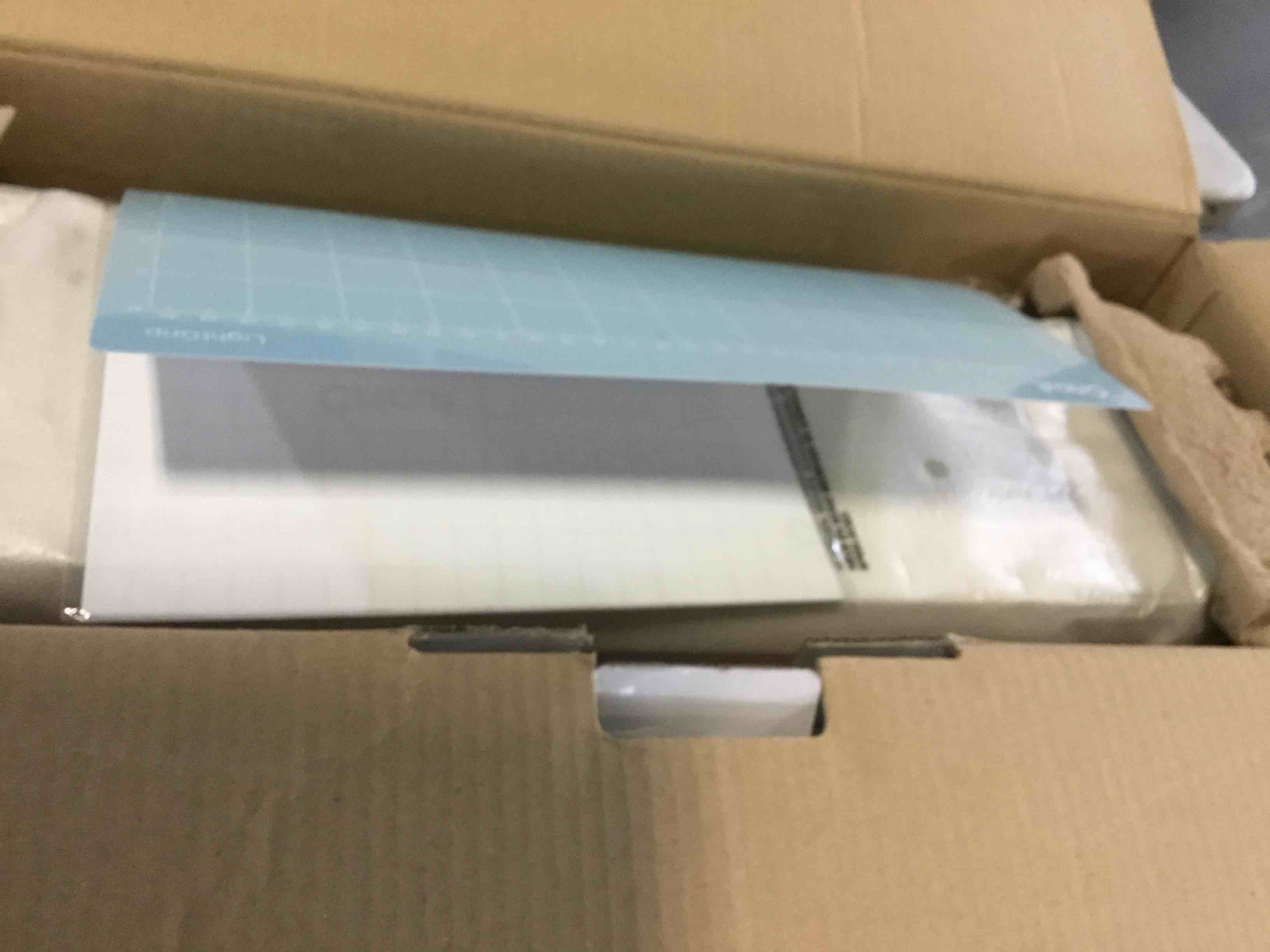 https://s3.amazonaws.com/lotting-images-prod/bidfta/YEL4975864_1687273688039.jpeg