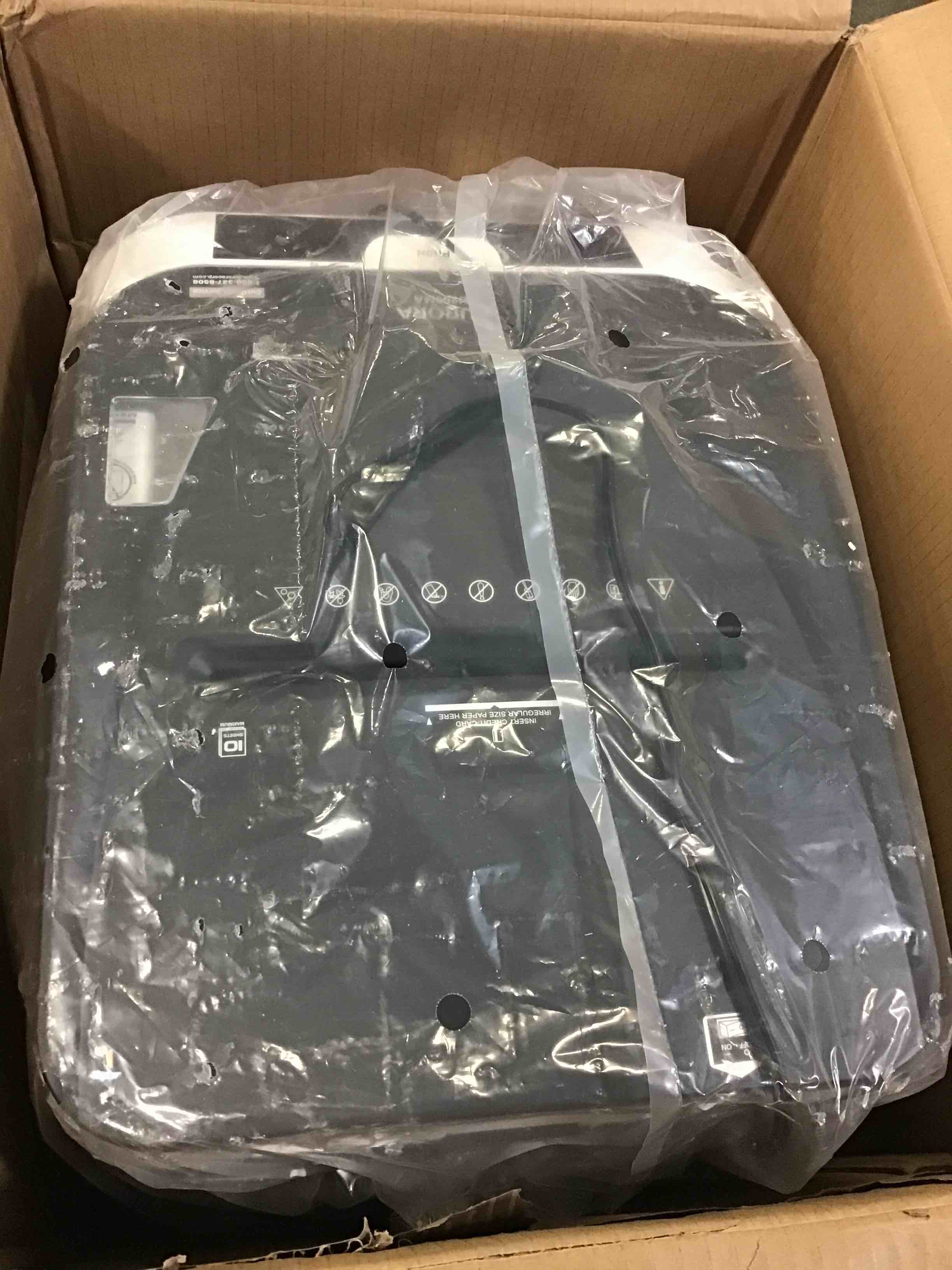 https://s3.amazonaws.com/lotting-images-prod/bidfta/YEL4978083_1685623884966.jpeg