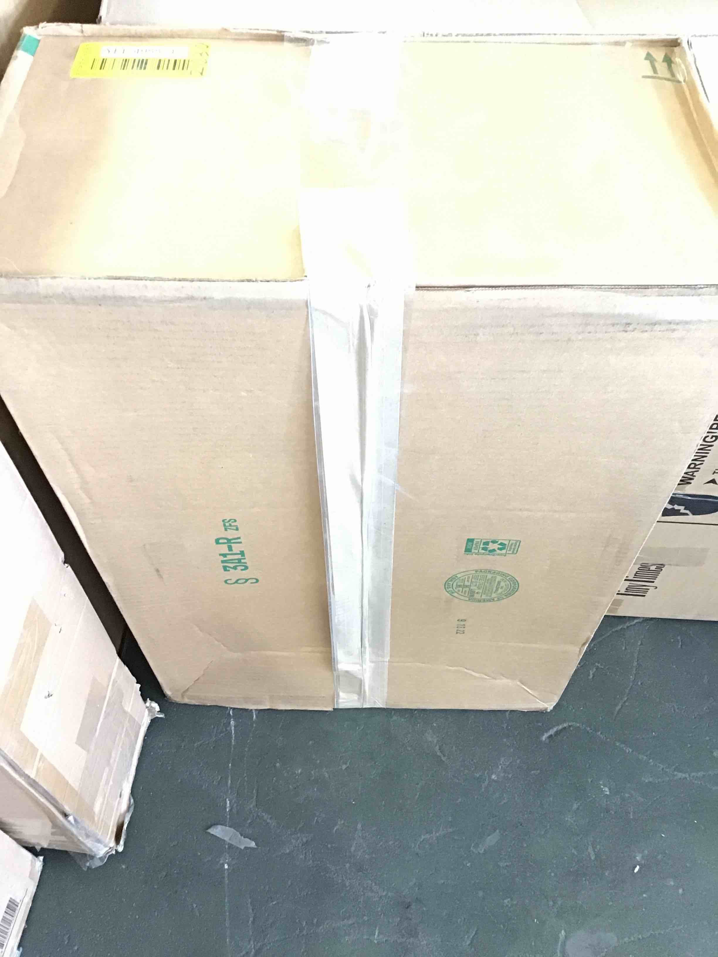 https://s3.amazonaws.com/lotting-images-prod/bidfta/YEL4988243_1695237343001.jpeg