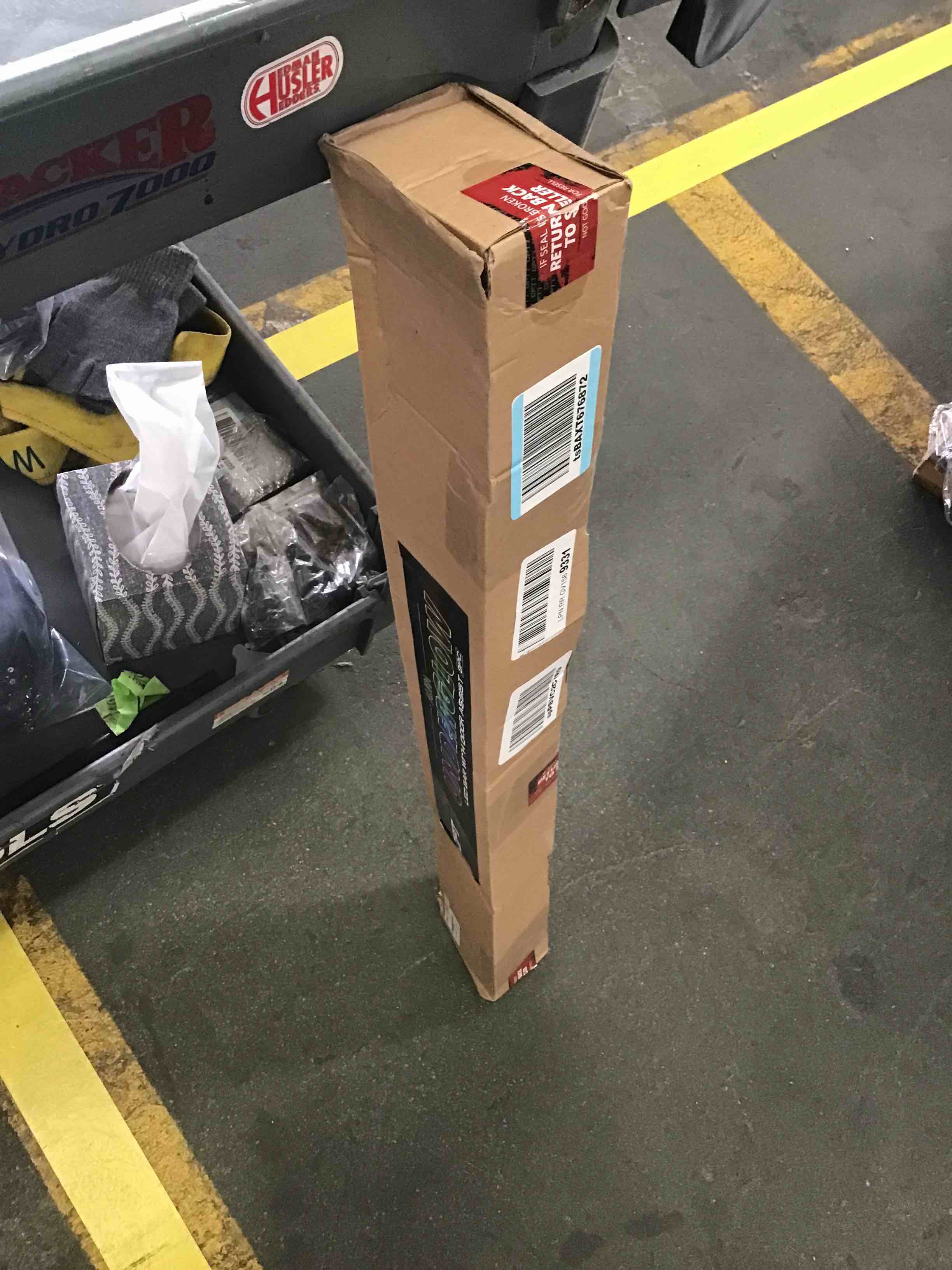 https://s3.amazonaws.com/lotting-images-prod/bidfta/YEL4988545_1696023713172.jpeg