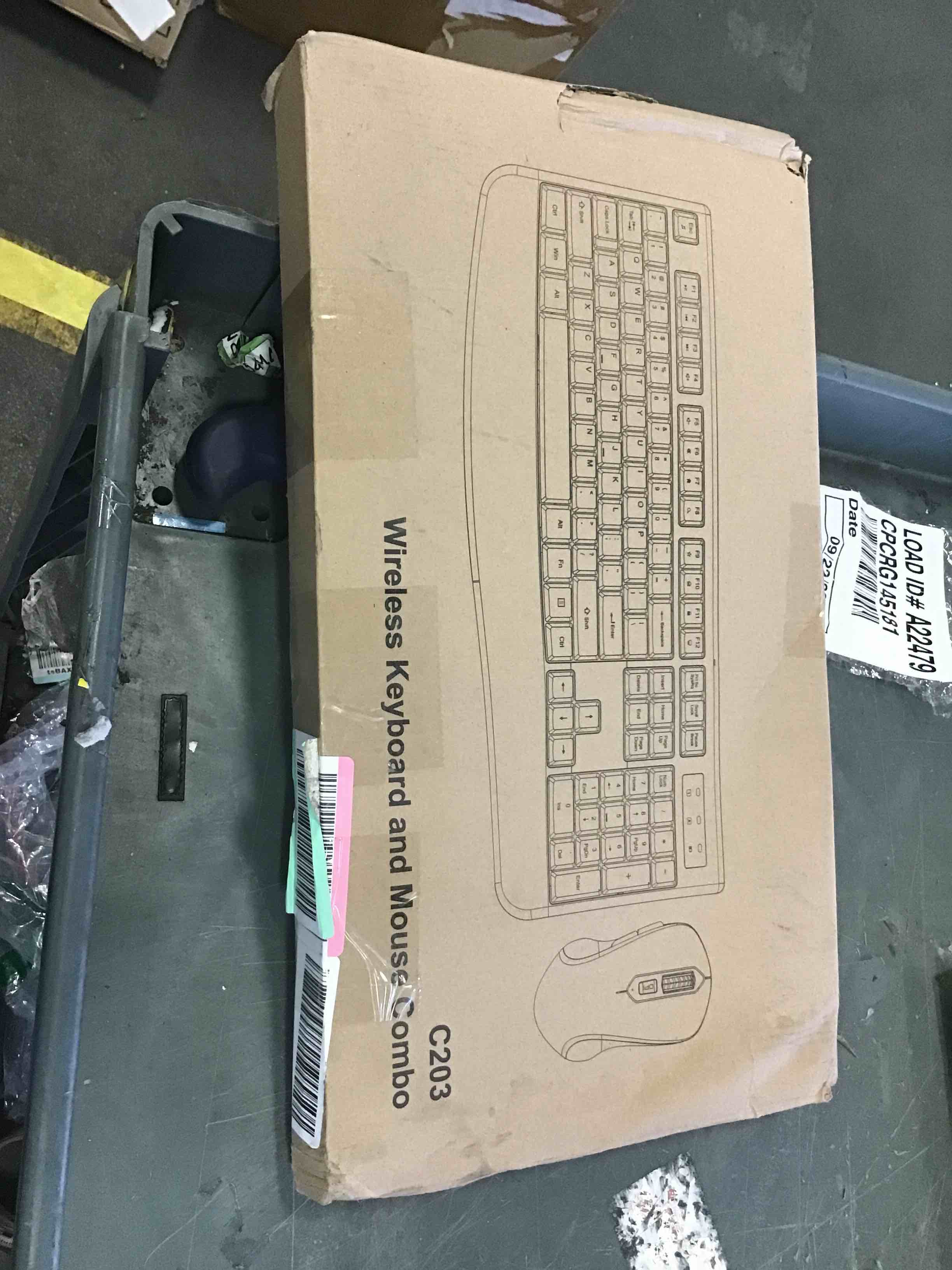 https://s3.amazonaws.com/lotting-images-prod/bidfta/YEL4988596_1696261442038.jpeg