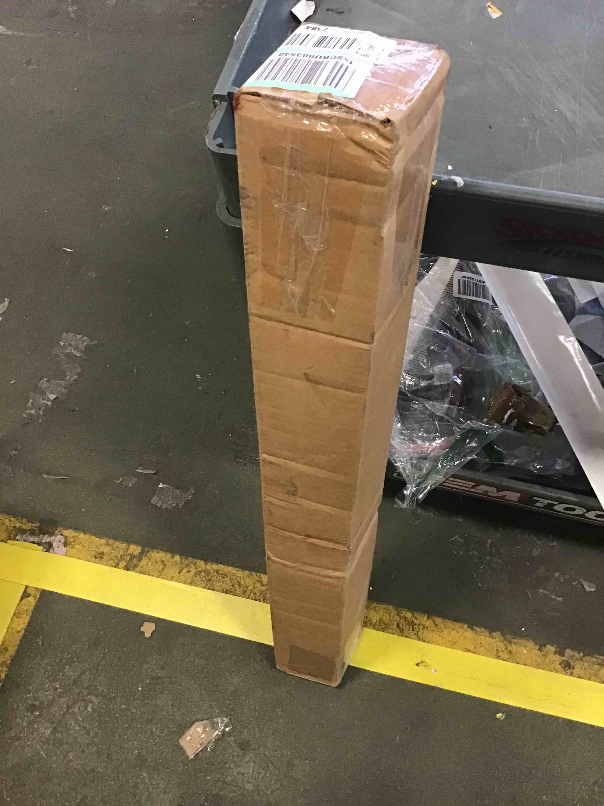 https://s3.amazonaws.com/lotting-images-prod/bidfta/YEL4988608_1696342804580.jpeg